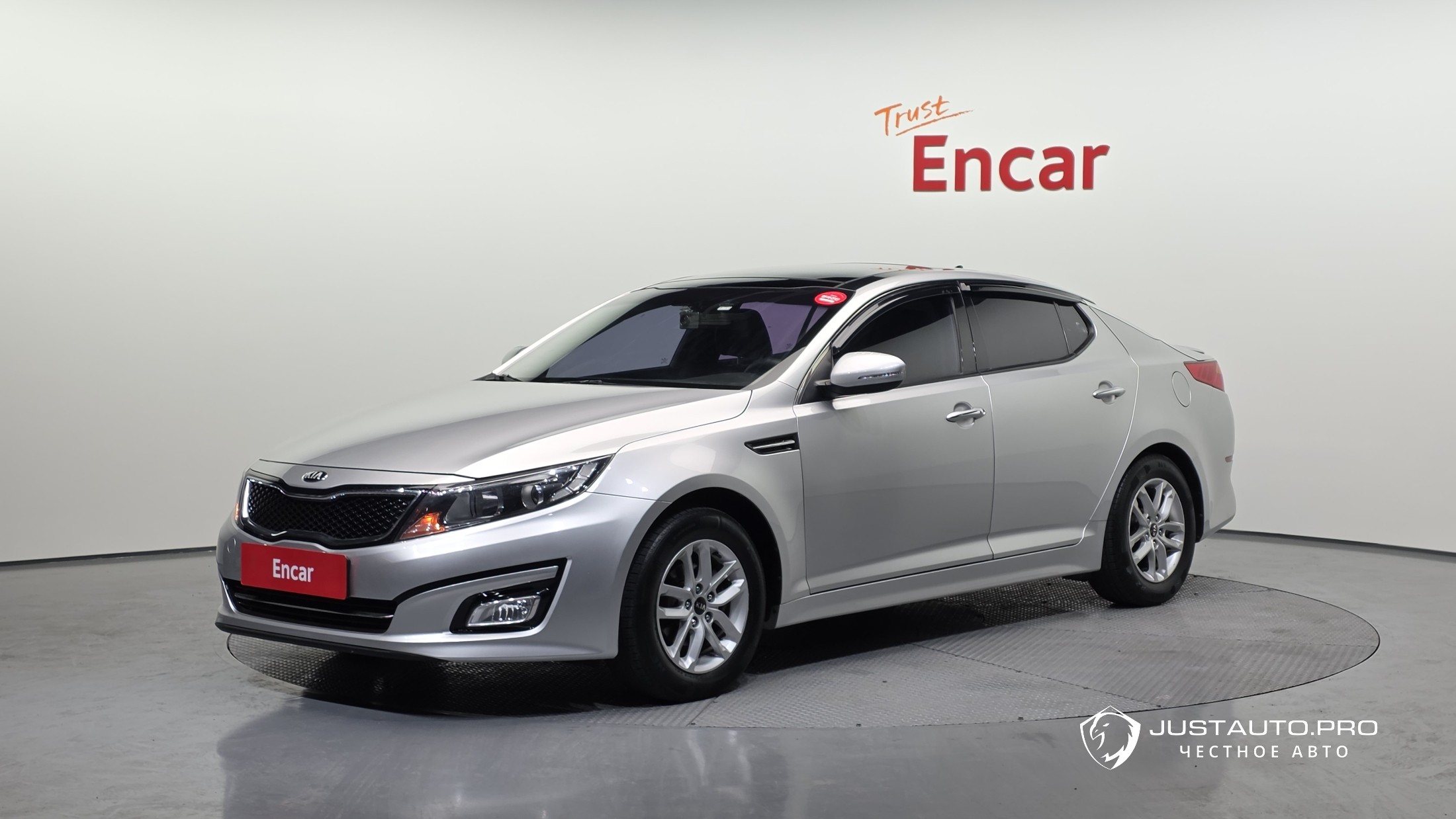 Автомобиль Kia K5