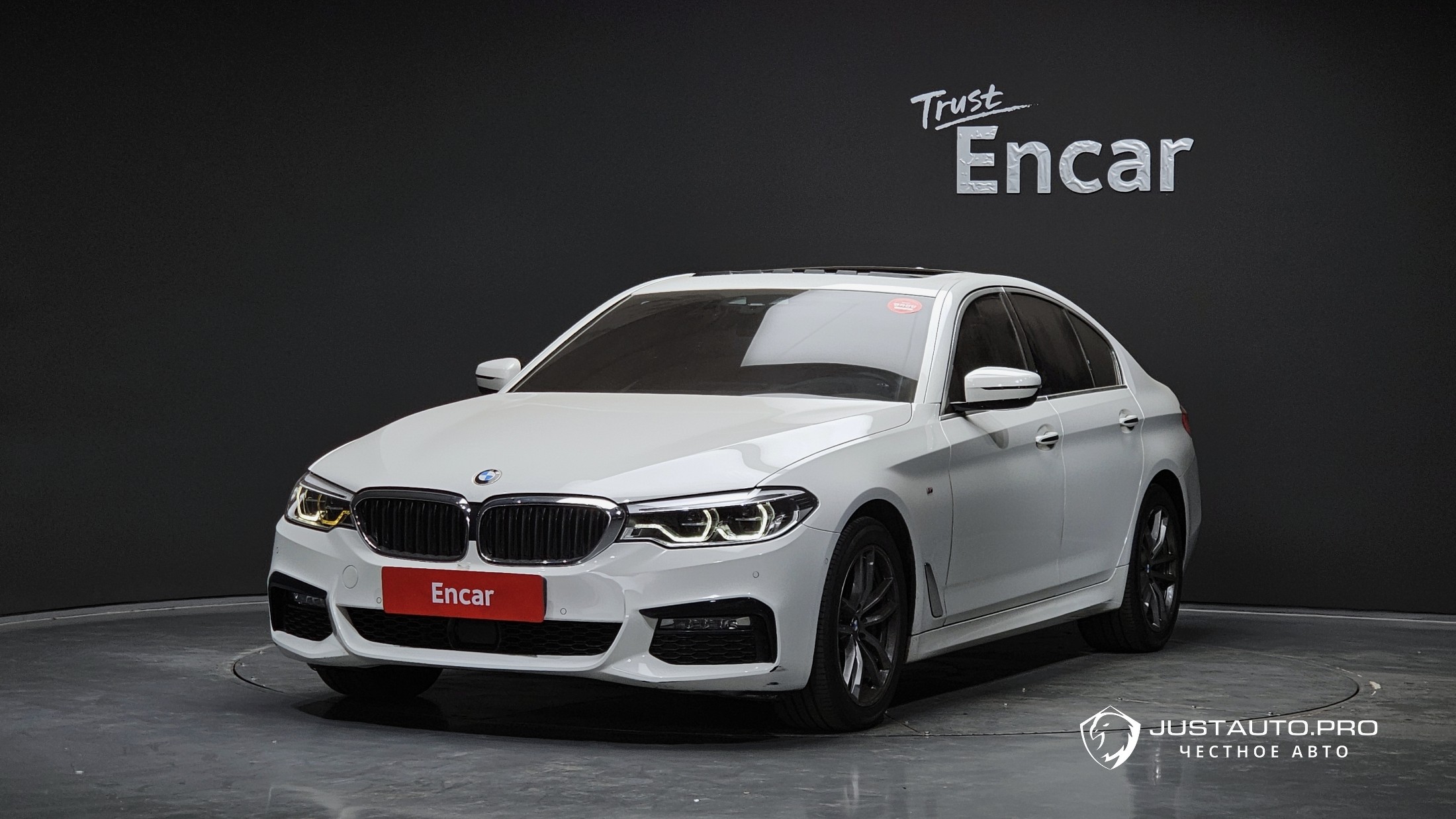 Автомобиль BMW 5-Series