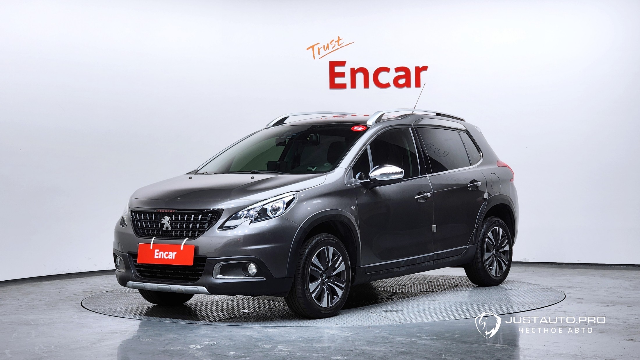 Автомобиль Peugeot 2008