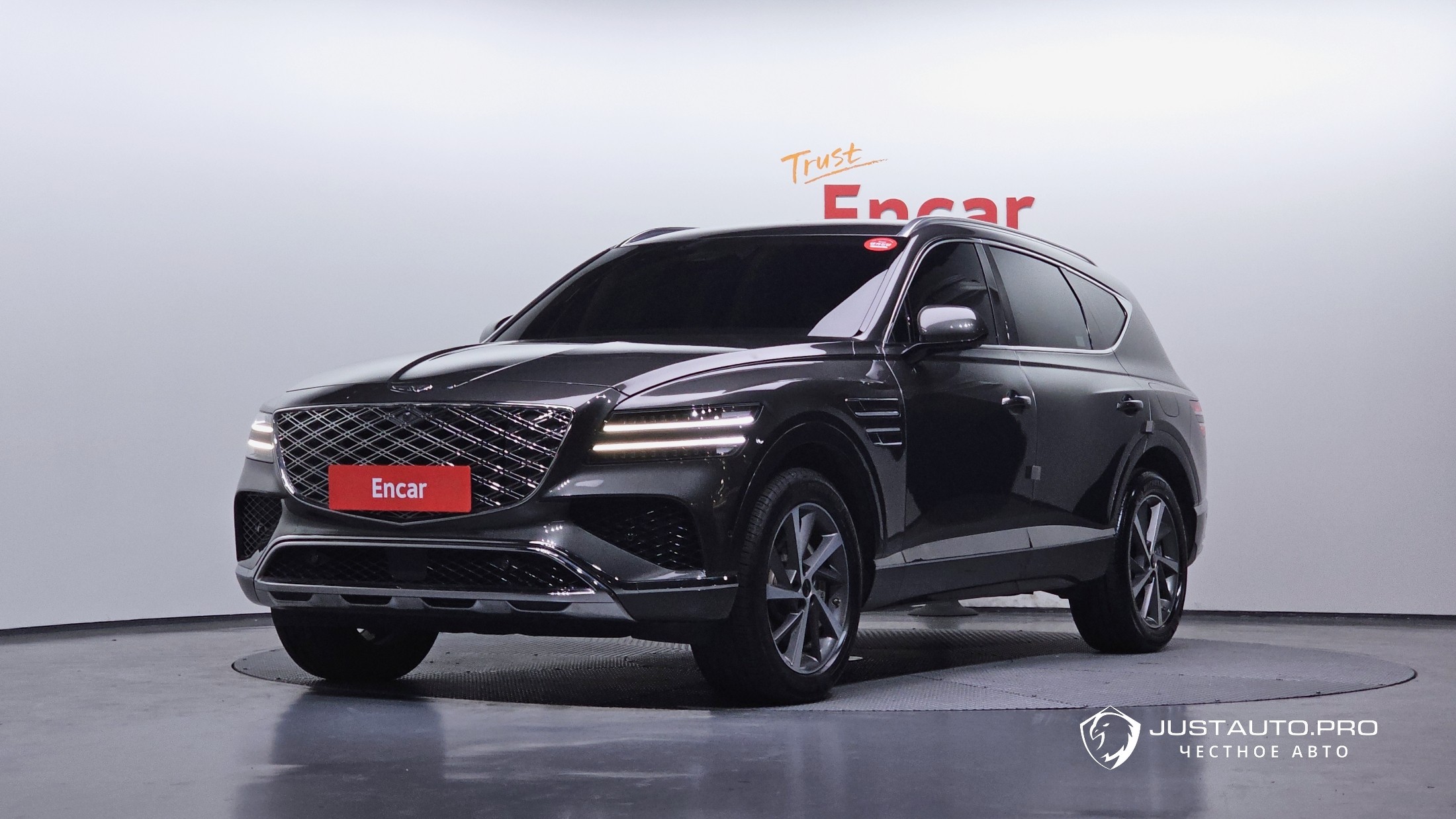 Автомобиль Genesis GV80