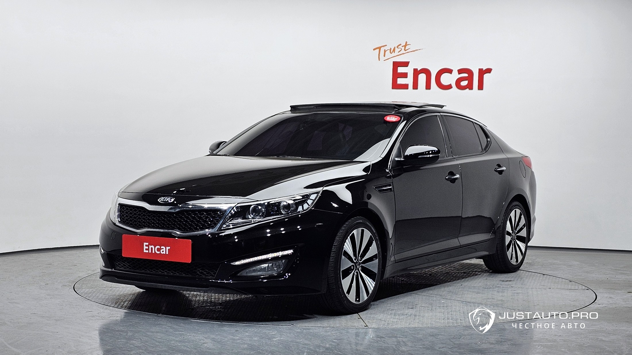 Автомобиль Kia K5