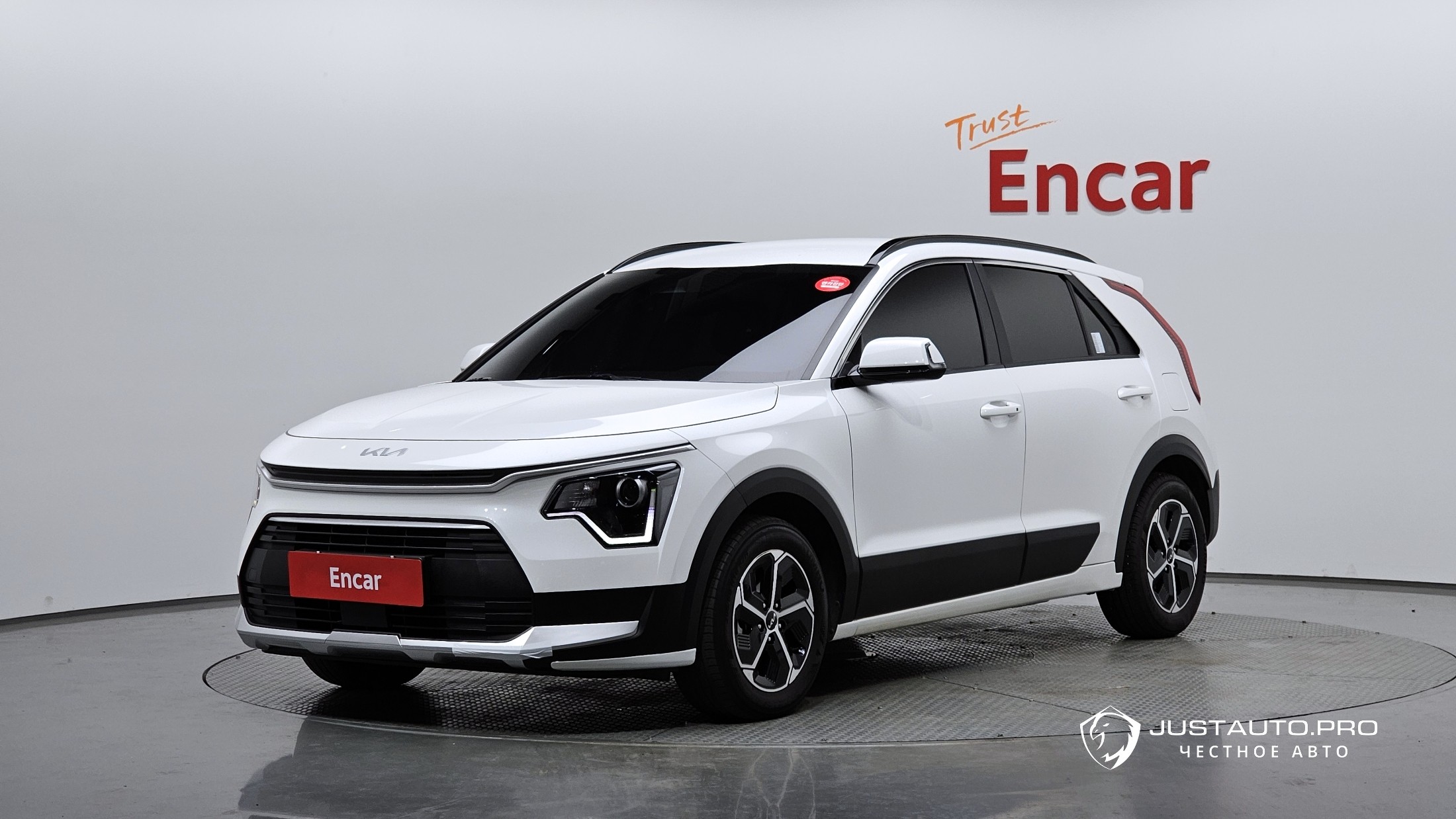 Автомобиль Kia Niro