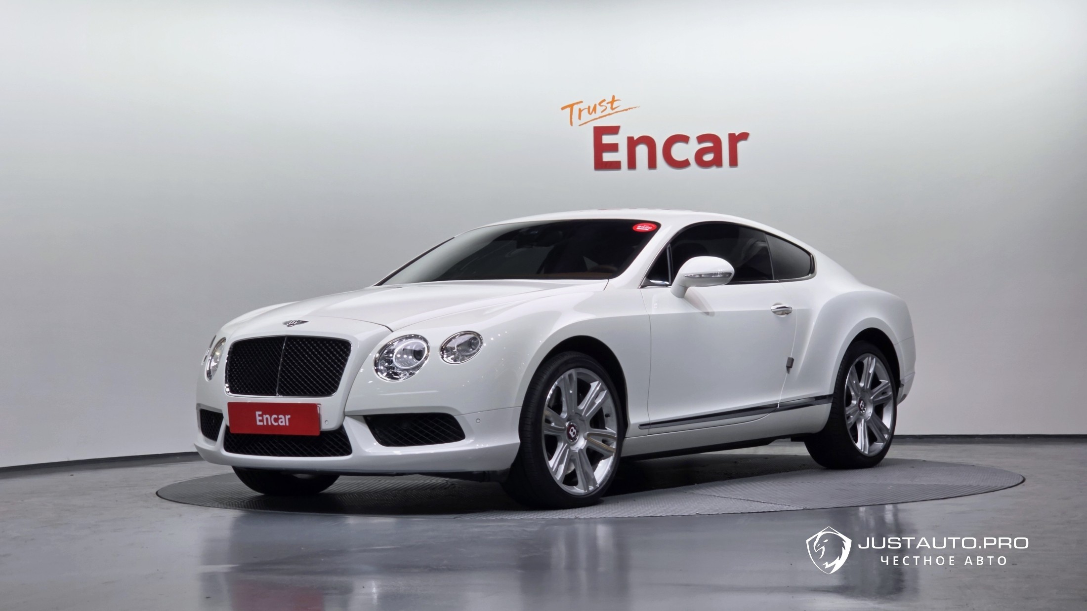 Автомобиль Bentley Continental