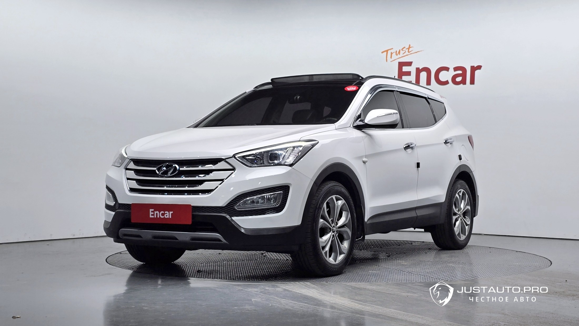 Автомобиль Hyundai Santafe