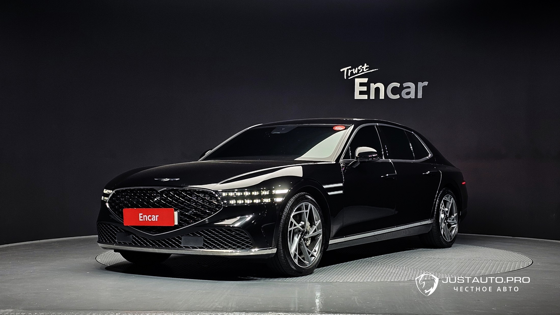 Автомобиль Genesis G90