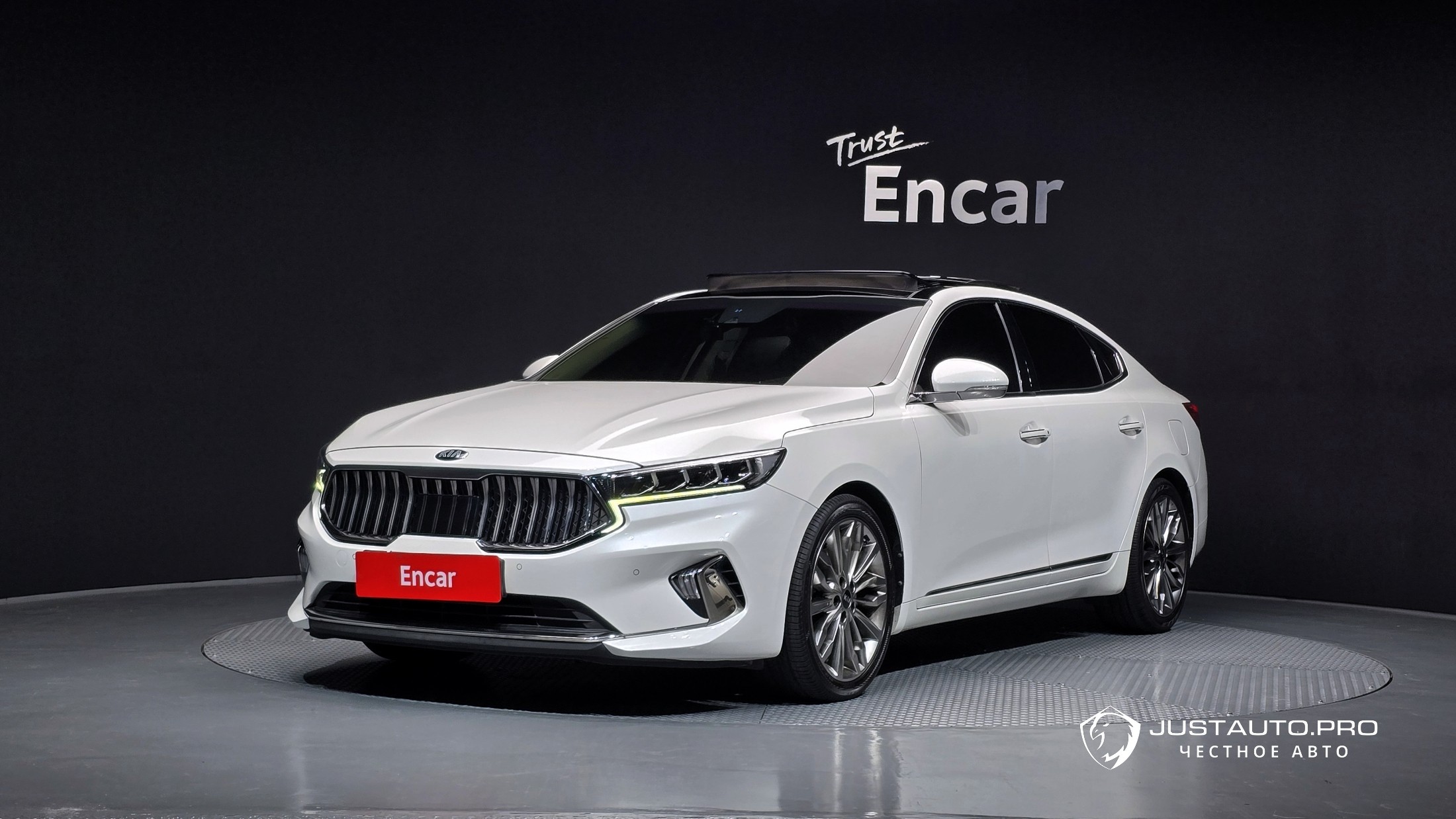 Автомобиль Kia K7
