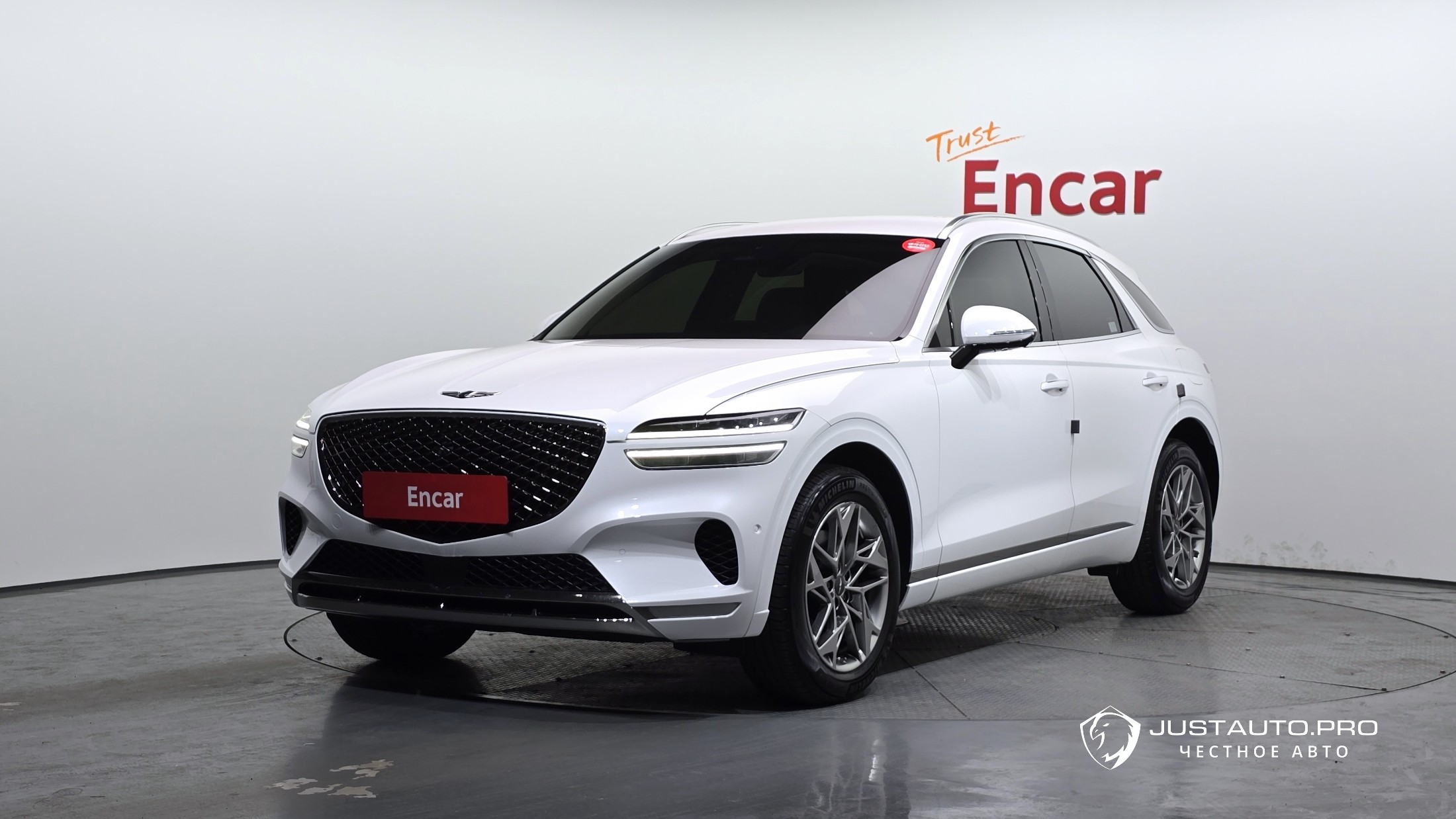 Автомобиль Genesis GV70