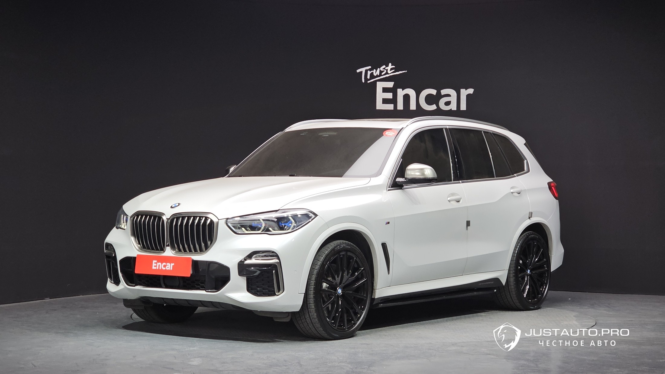 Автомобиль BMW X5