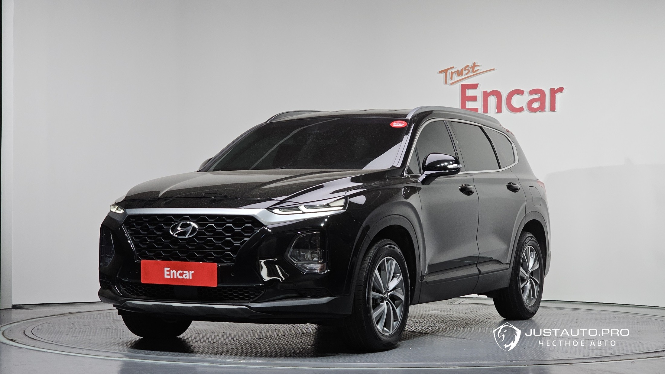 Автомобиль Hyundai Santafe
