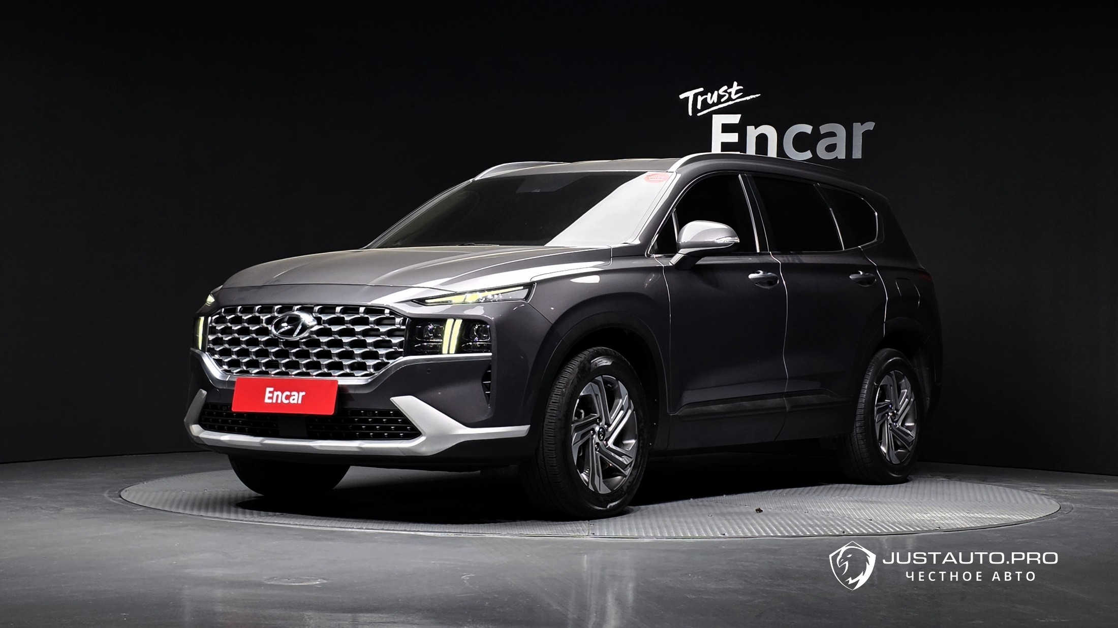 Автомобиль Hyundai Santafe
