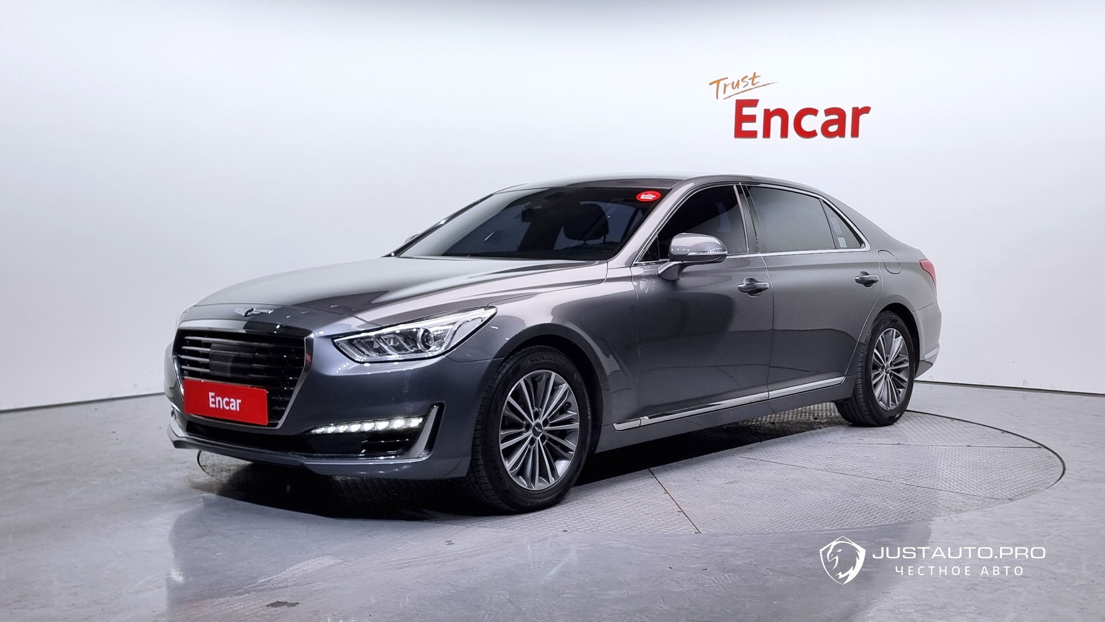 Автомобиль Genesis EQ900