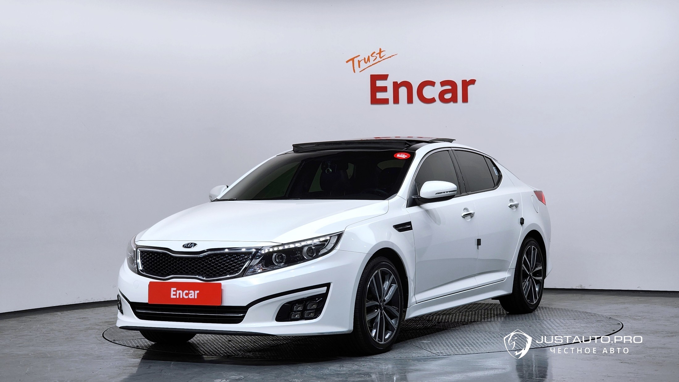 Автомобиль Kia K5