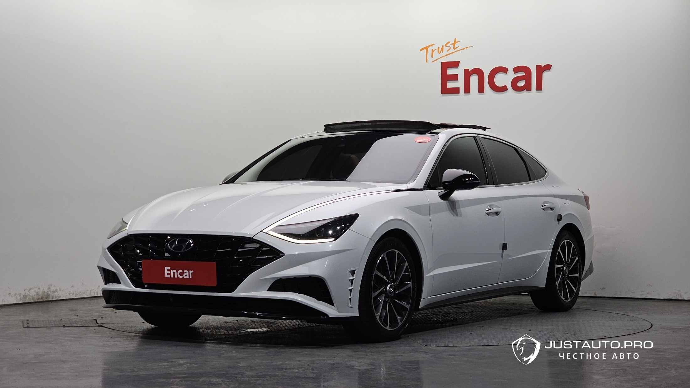 Автомобиль Hyundai Sonata