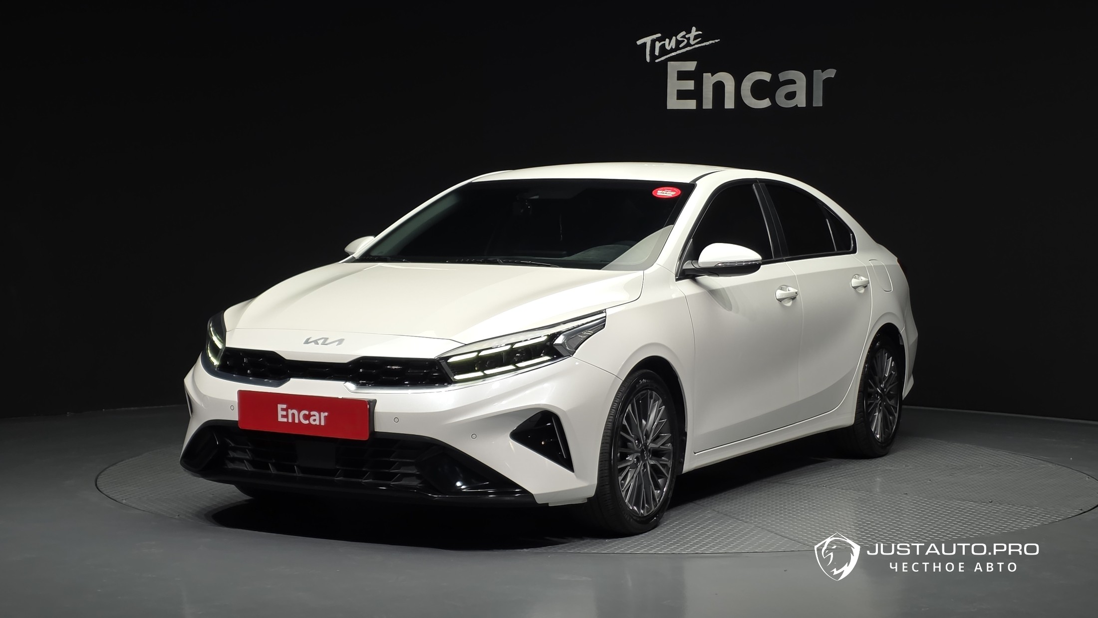 Автомобиль Kia K3