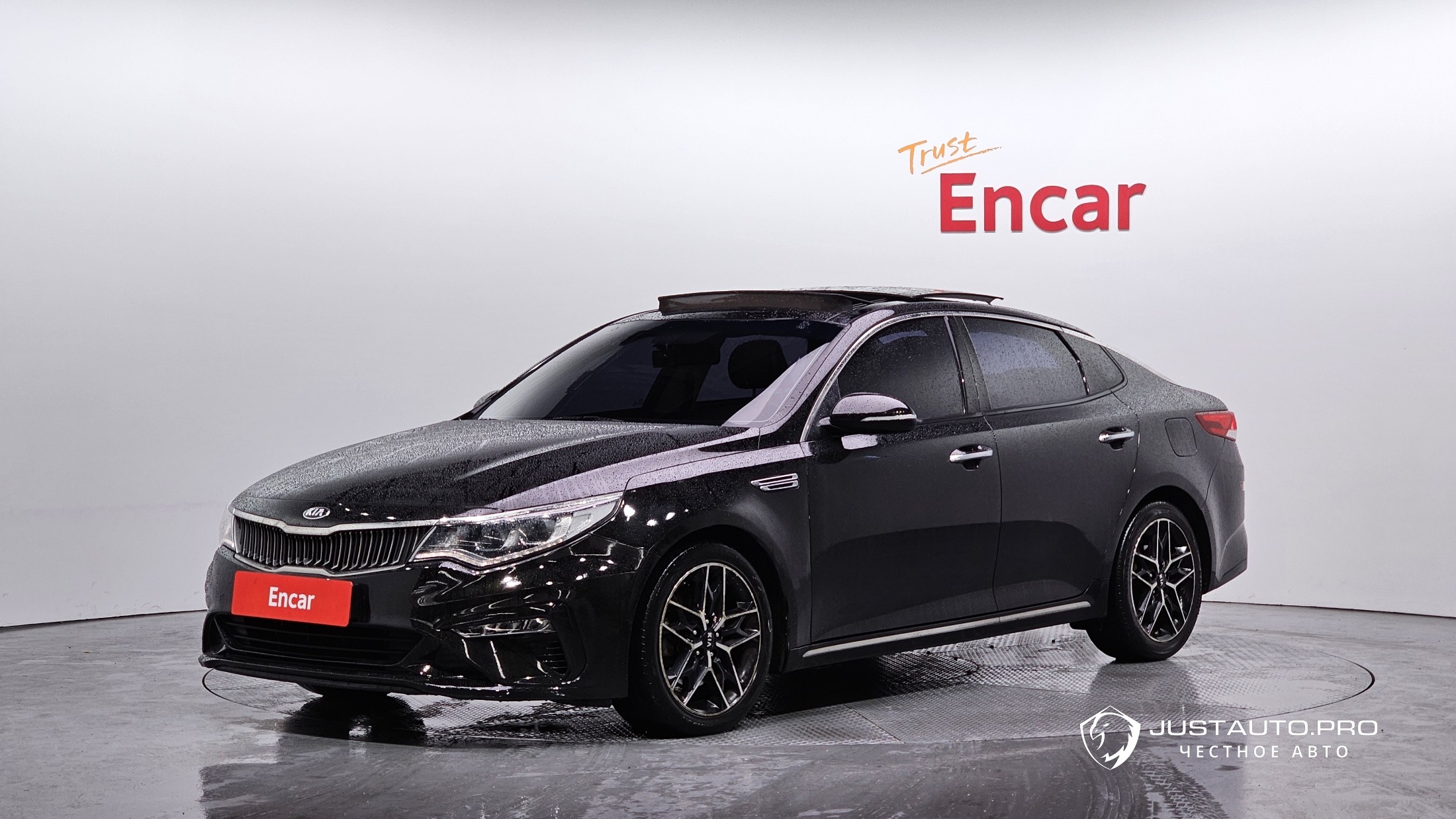 Автомобиль Kia K5