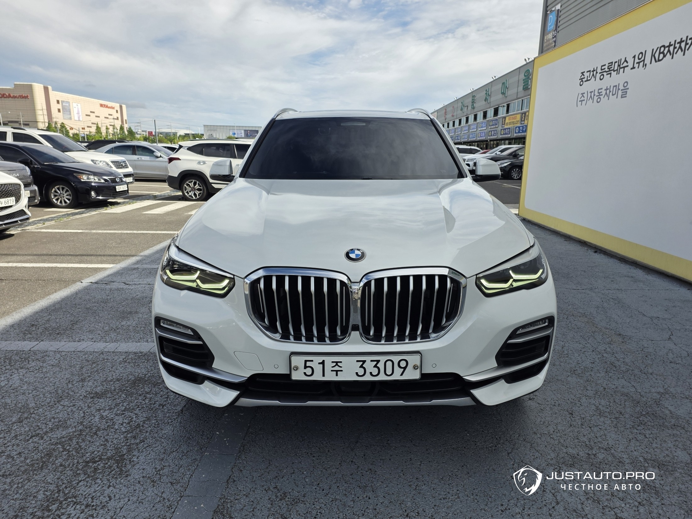 Автомобиль BMW X5