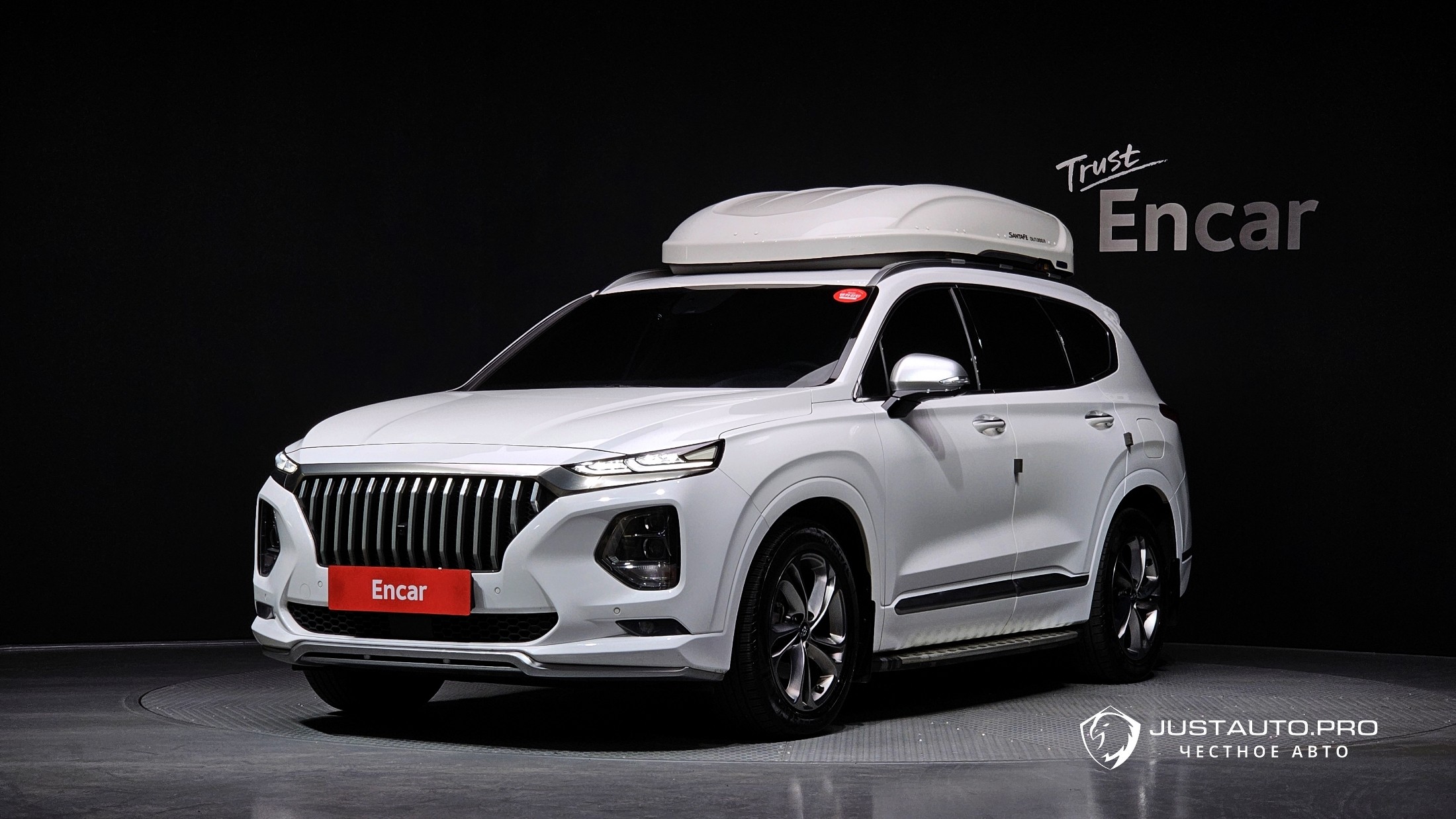 Автомобиль Hyundai Santafe