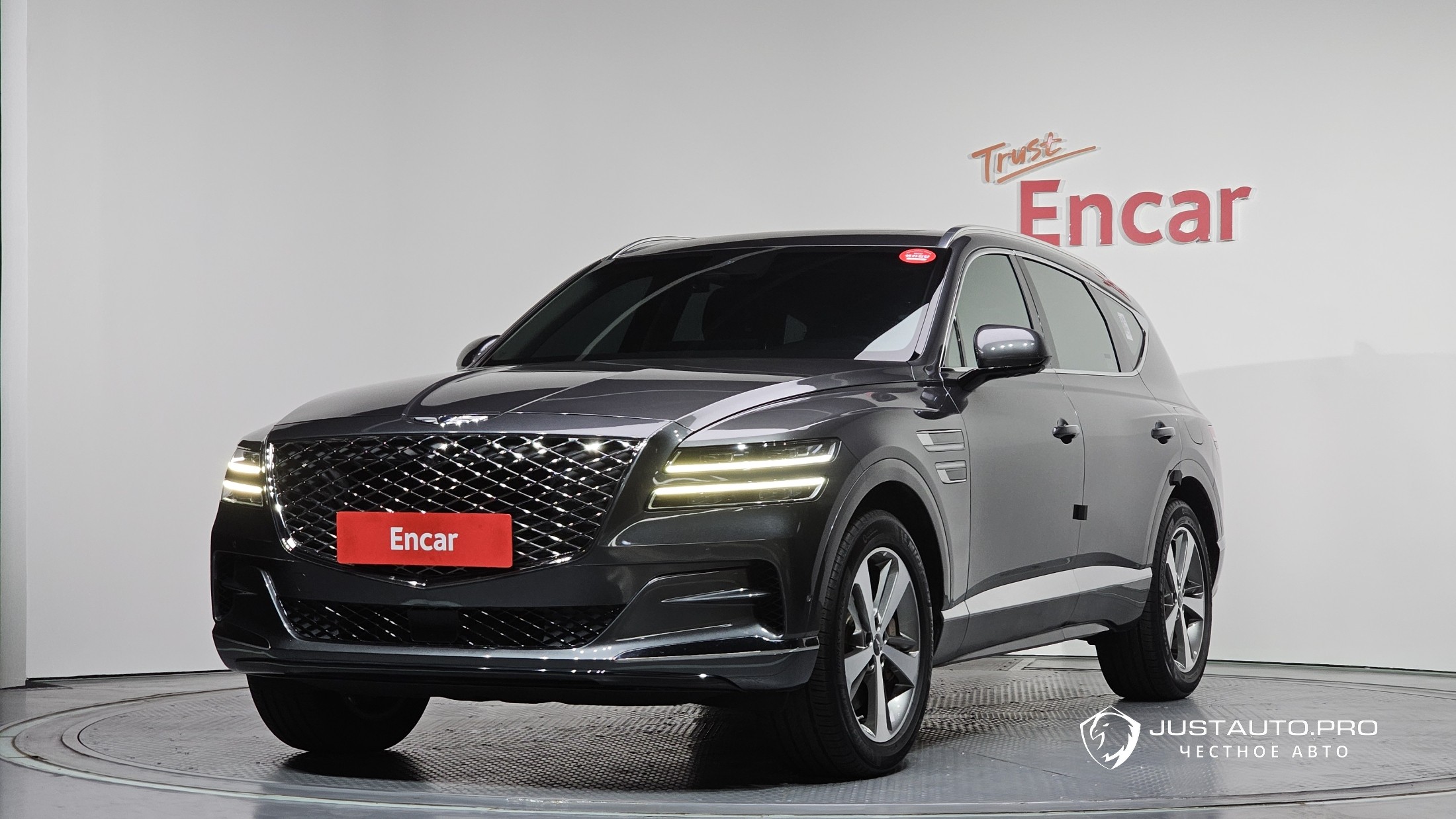 Автомобиль Genesis GV80