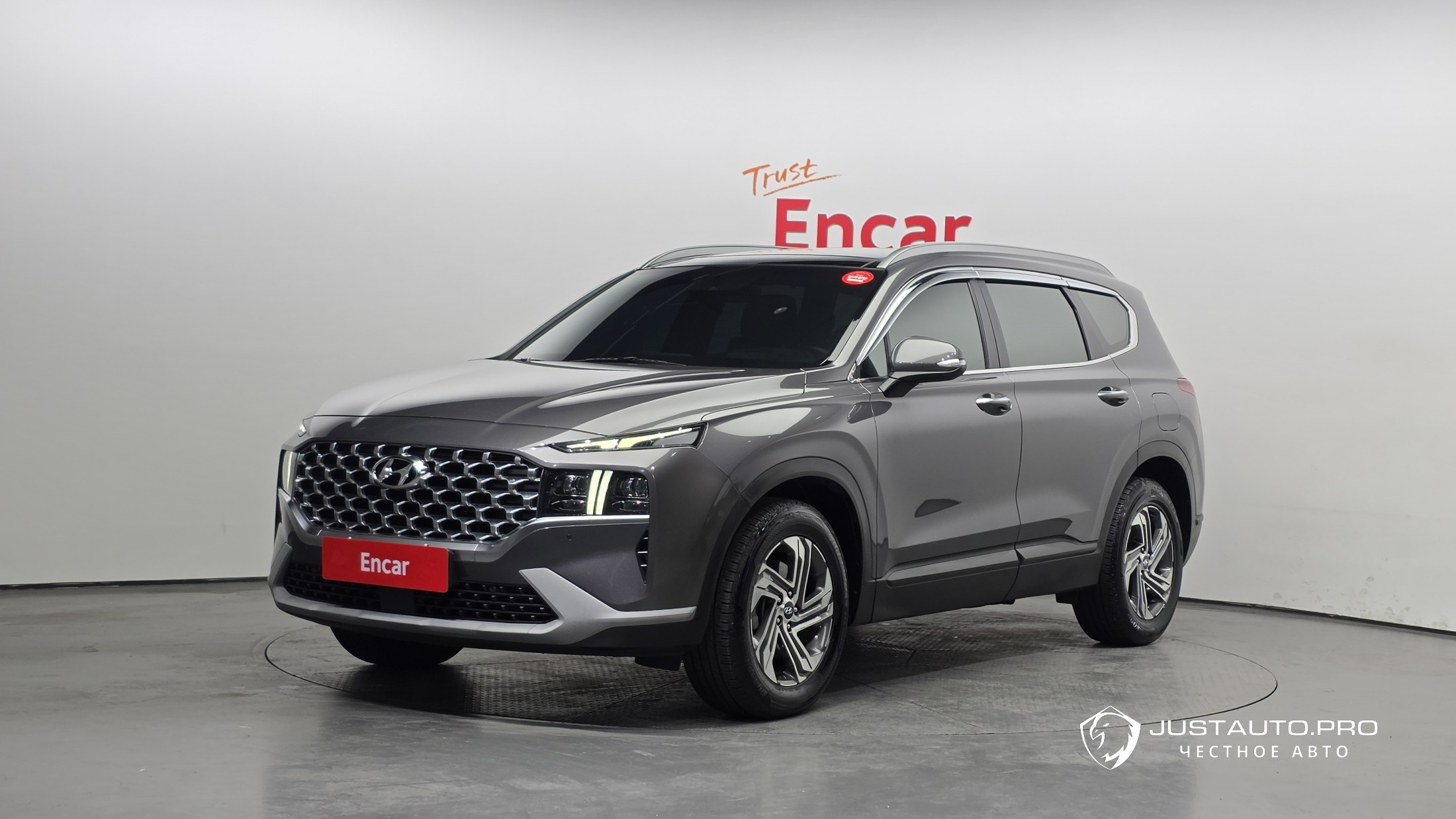Автомобиль Hyundai Santafe