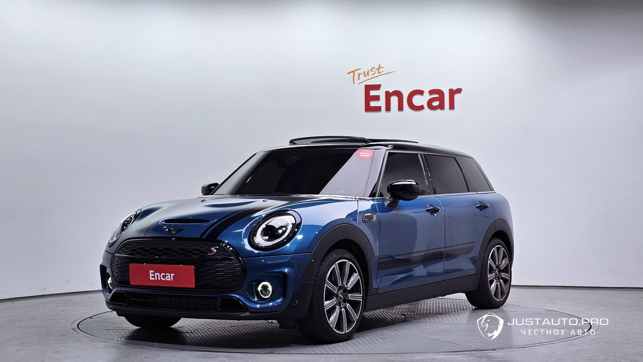 Автомобиль Mini Clubman