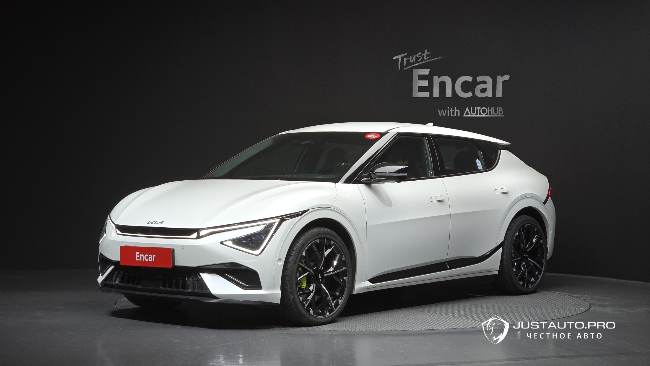 Автомобиль Kia EV6