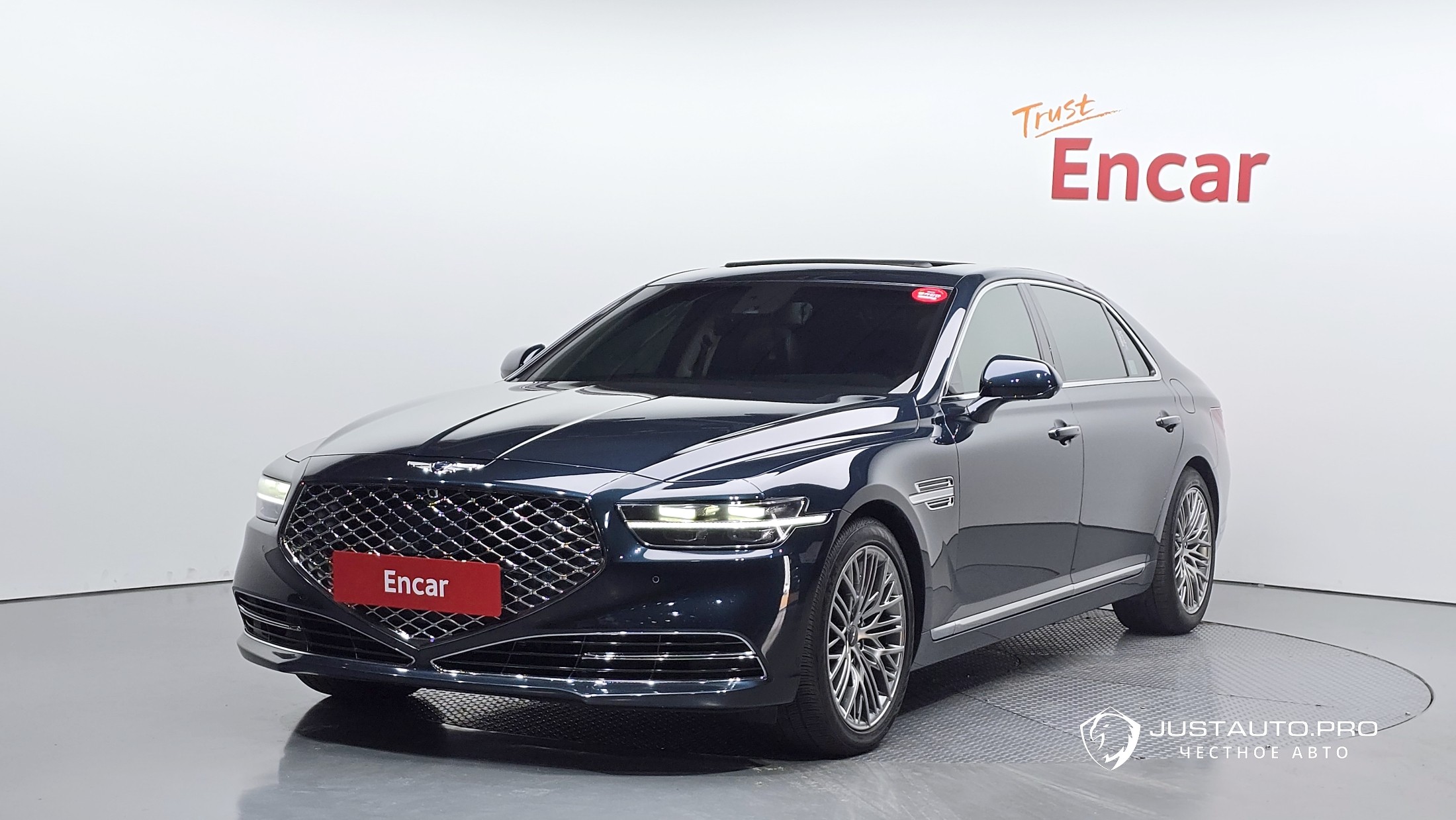 Автомобиль Genesis G90
