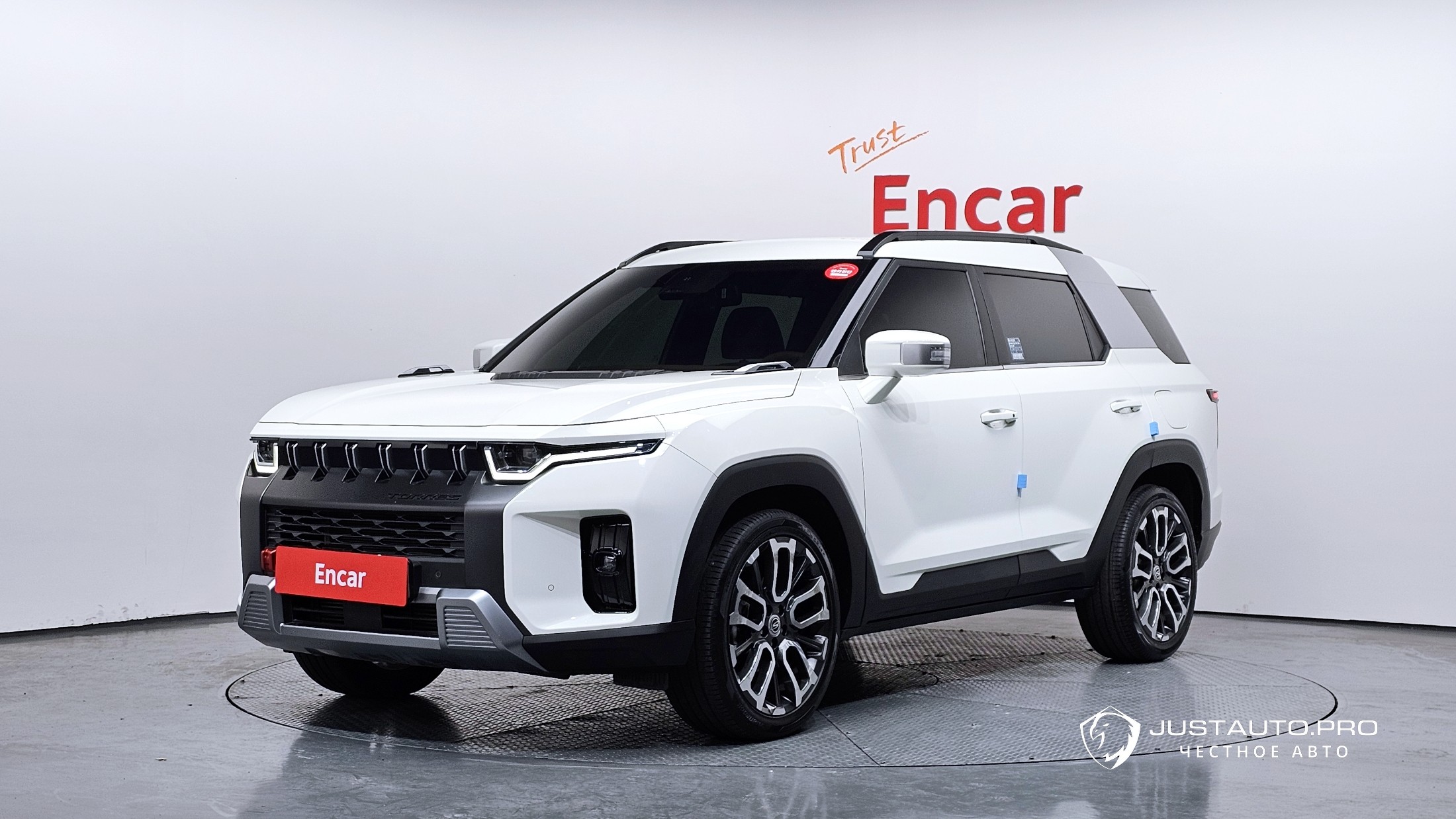 Автомобиль KG_Mobility_Ssangyong Torres