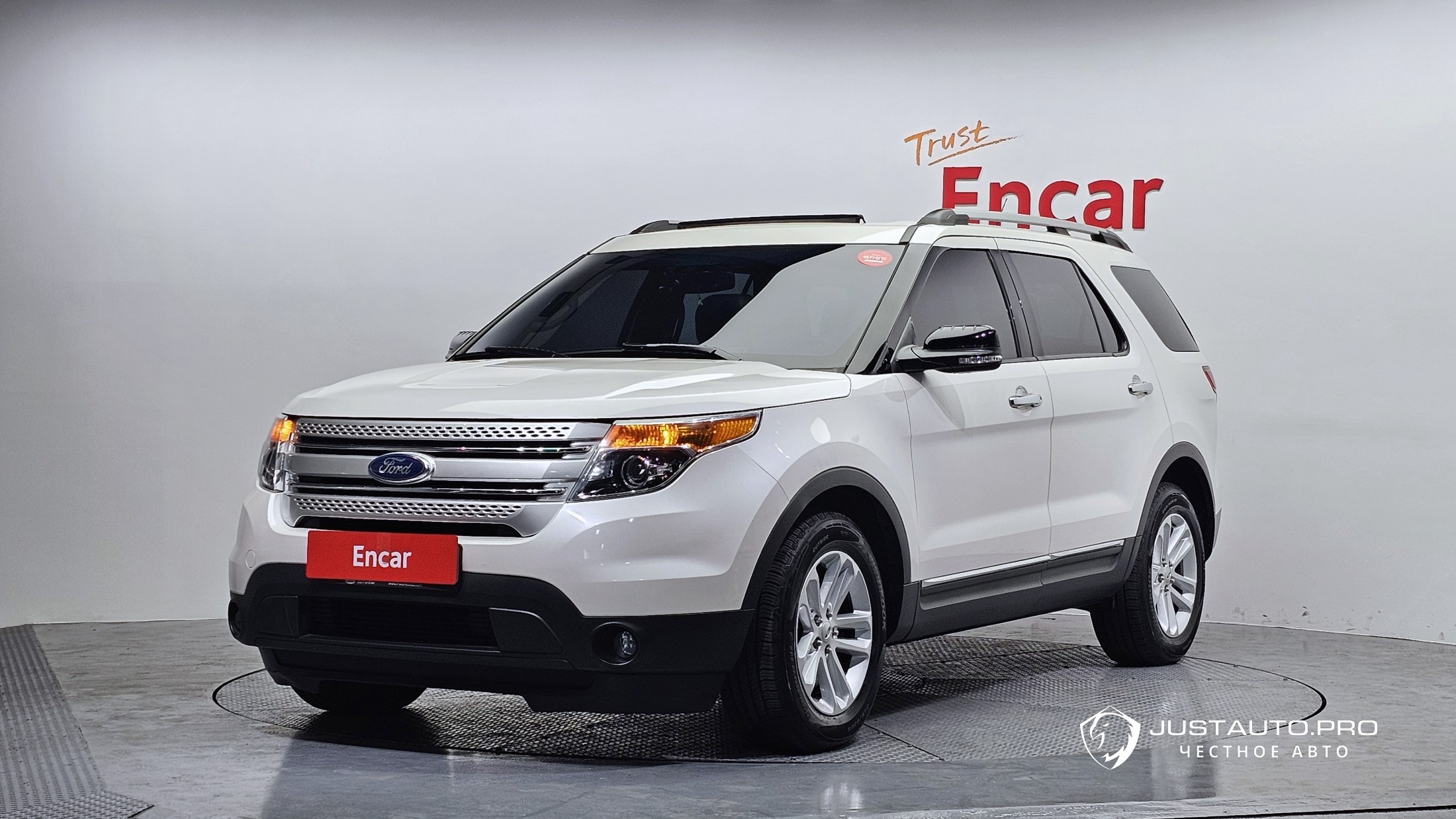 Автомобиль Ford Explorer