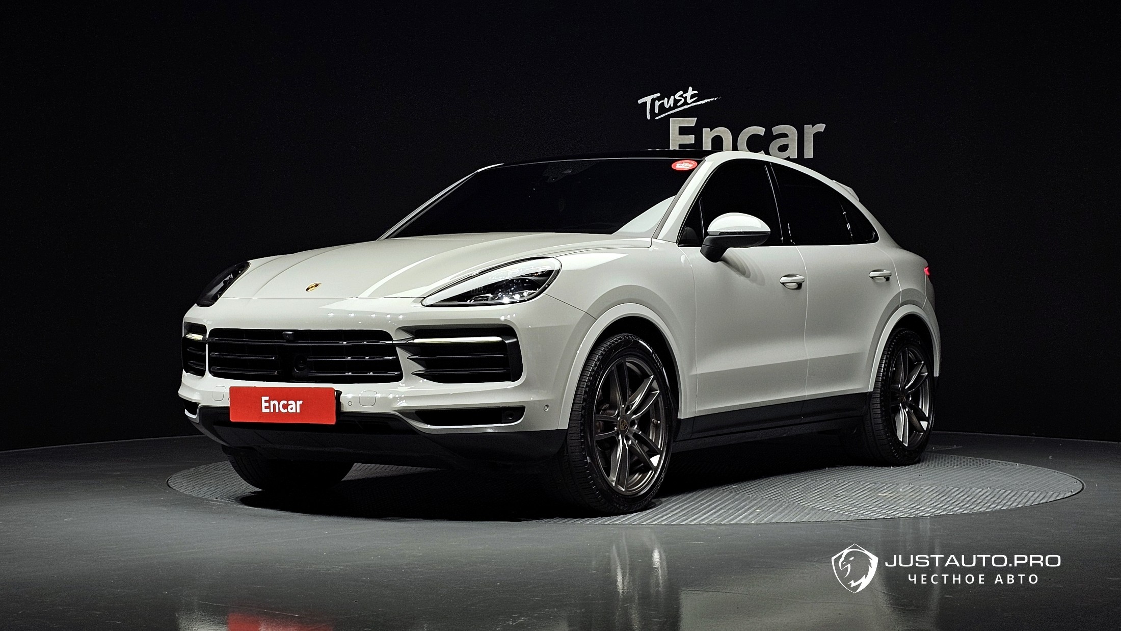Автомобиль Porsche Cayenne