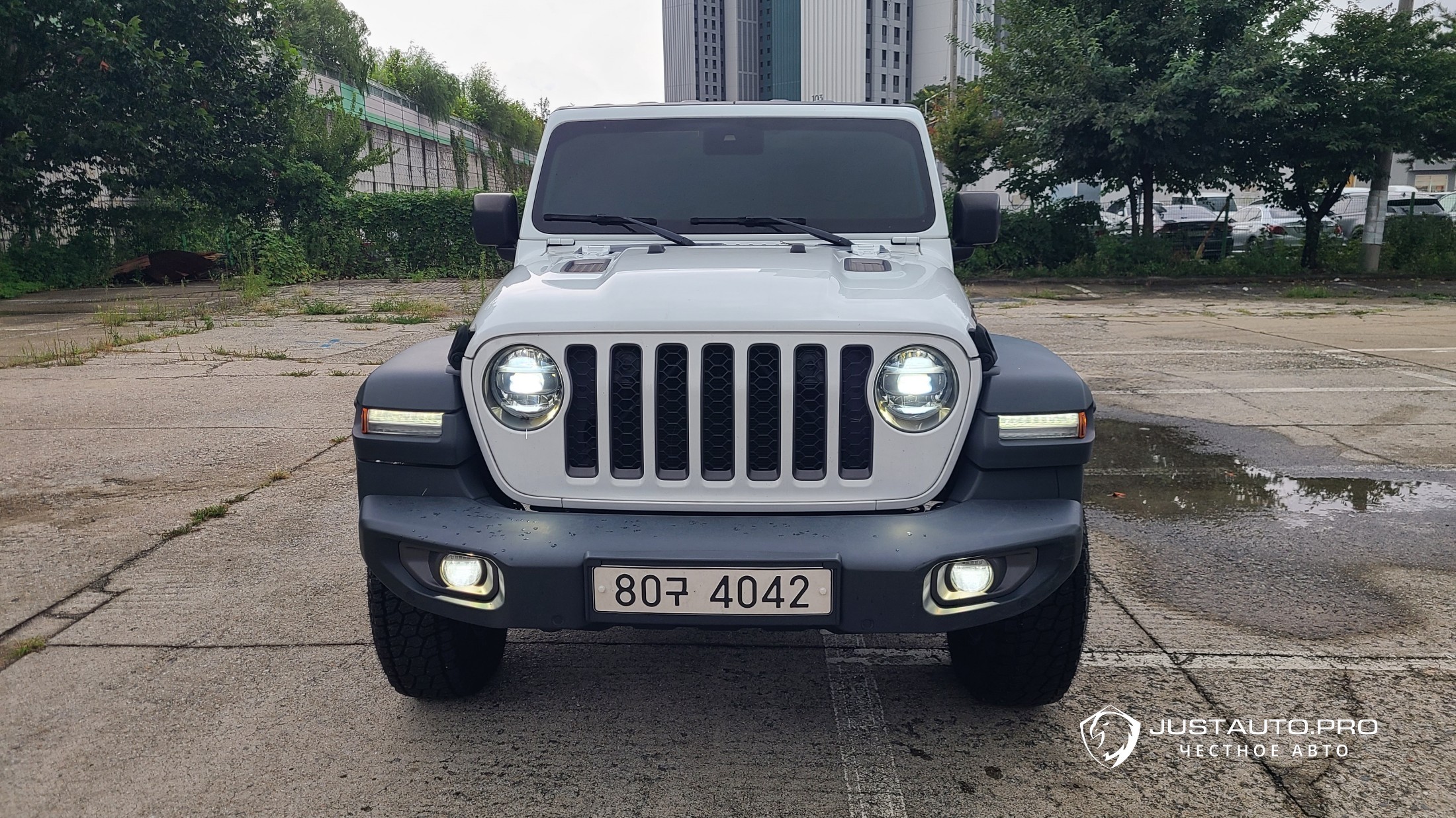 Автомобиль Jeep Gladiator