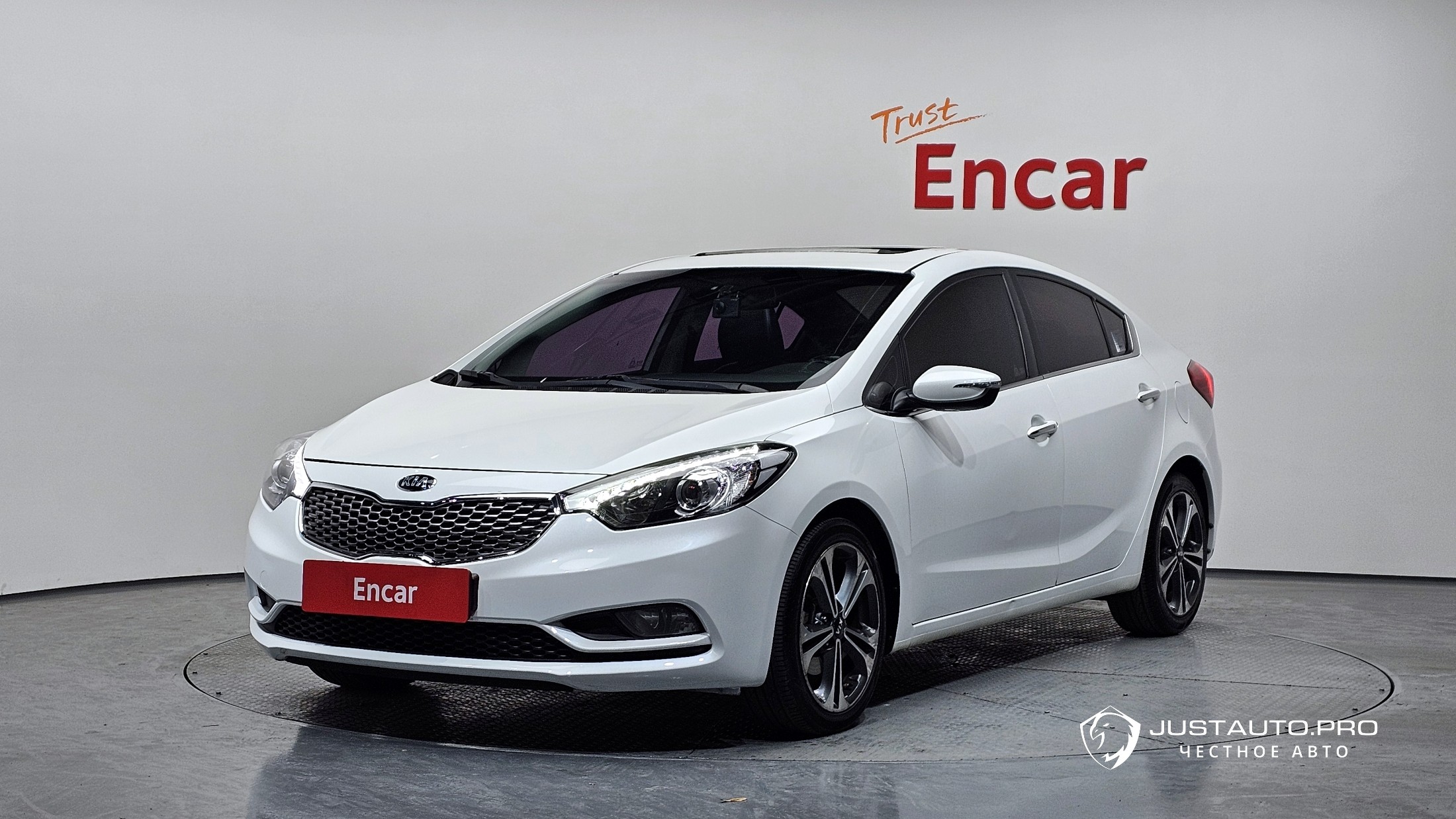 Автомобиль Kia K3