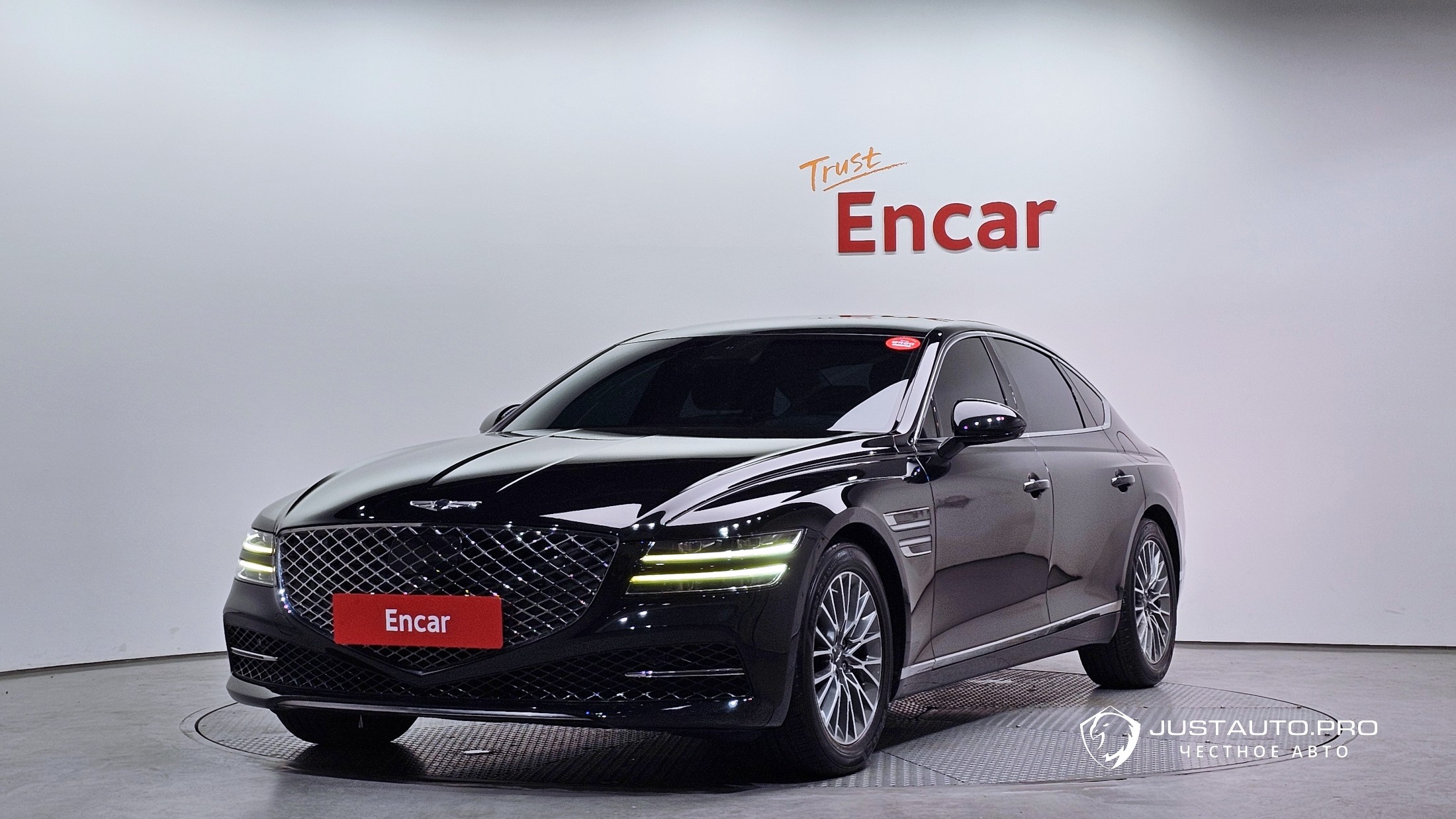 Автомобиль Genesis G80