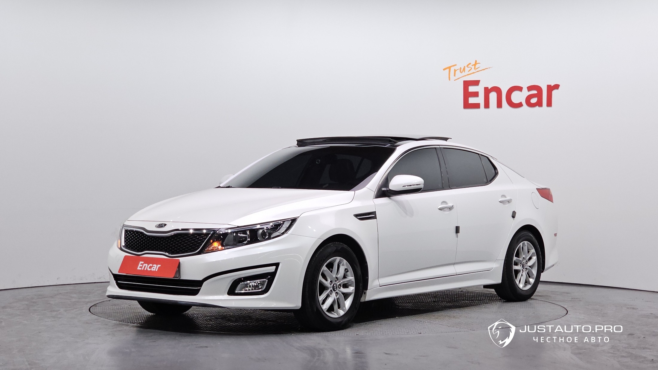 Автомобиль Kia K5