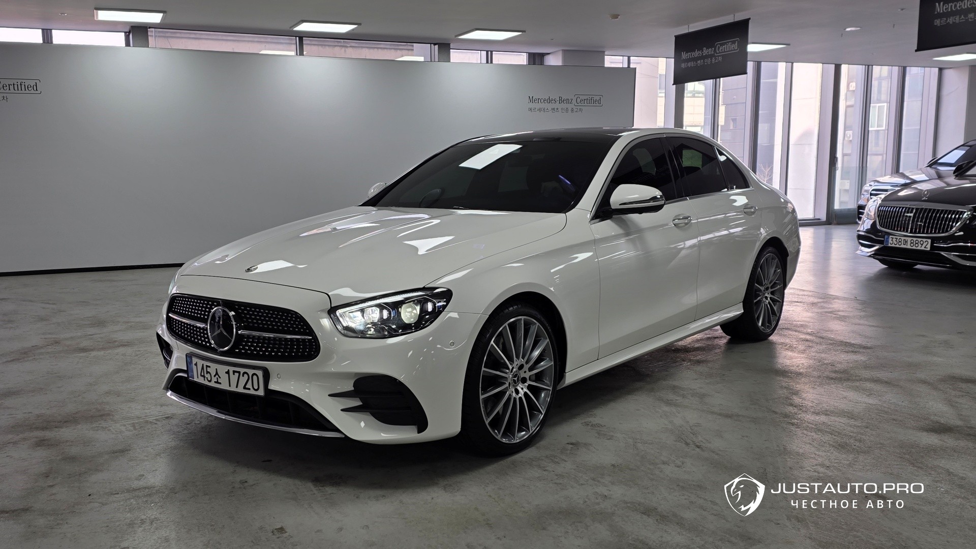 Автомобиль Mercedes-Benz E-Class