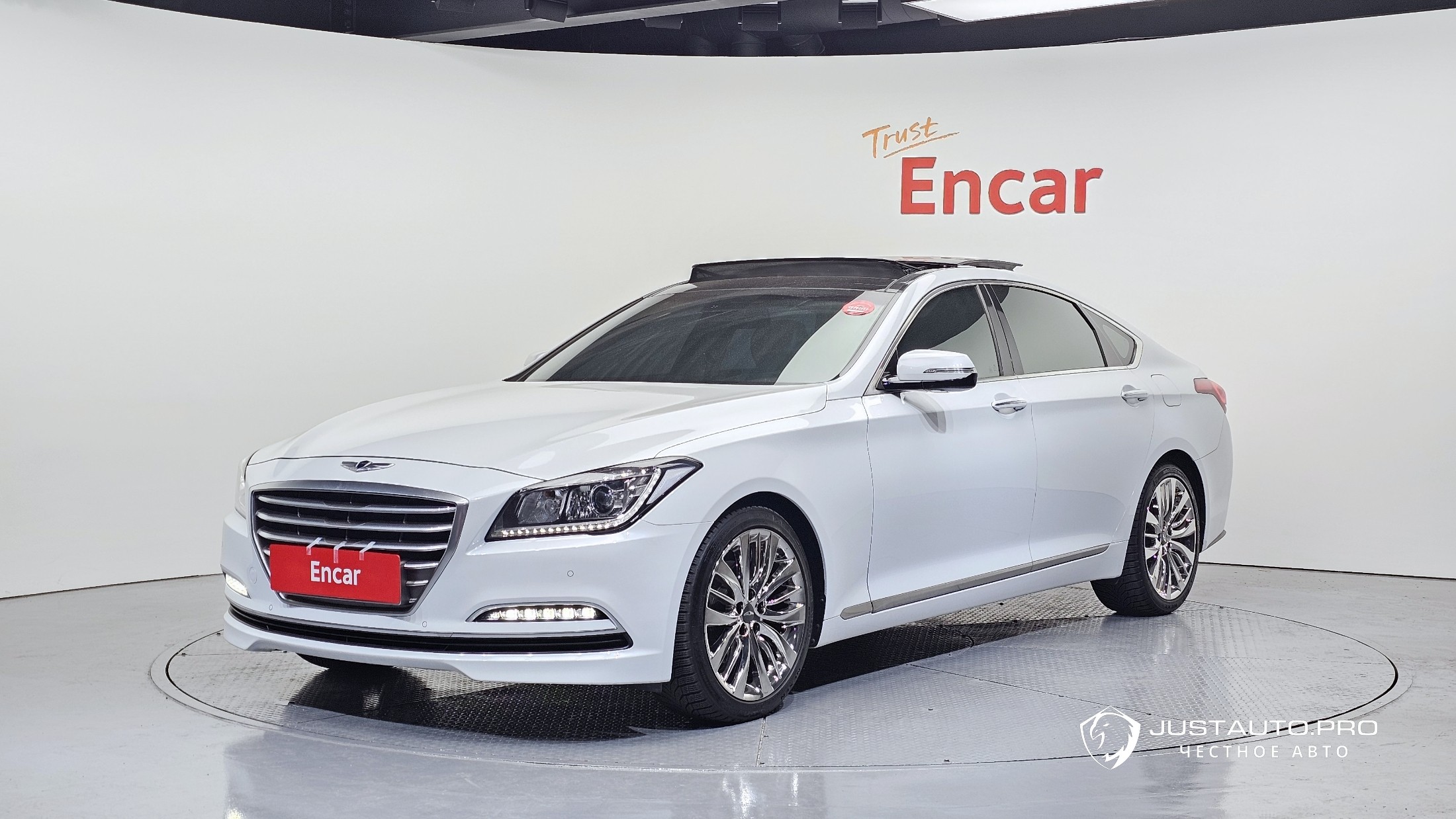 Автомобиль Hyundai Genesis