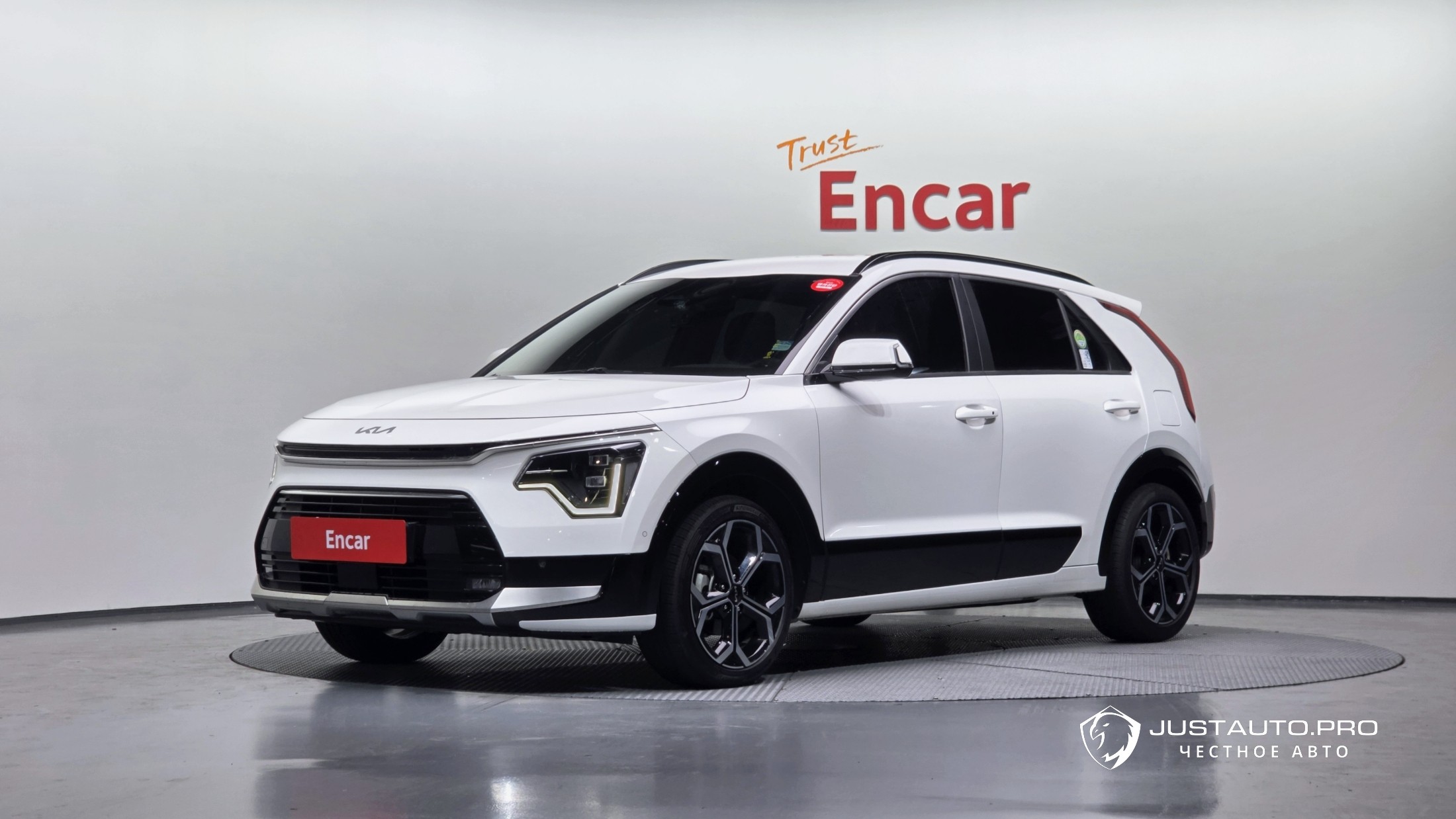 Автомобиль Kia Niro