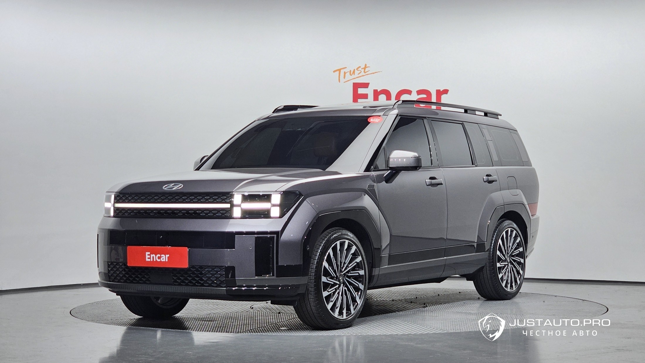 Автомобиль Hyundai Santafe