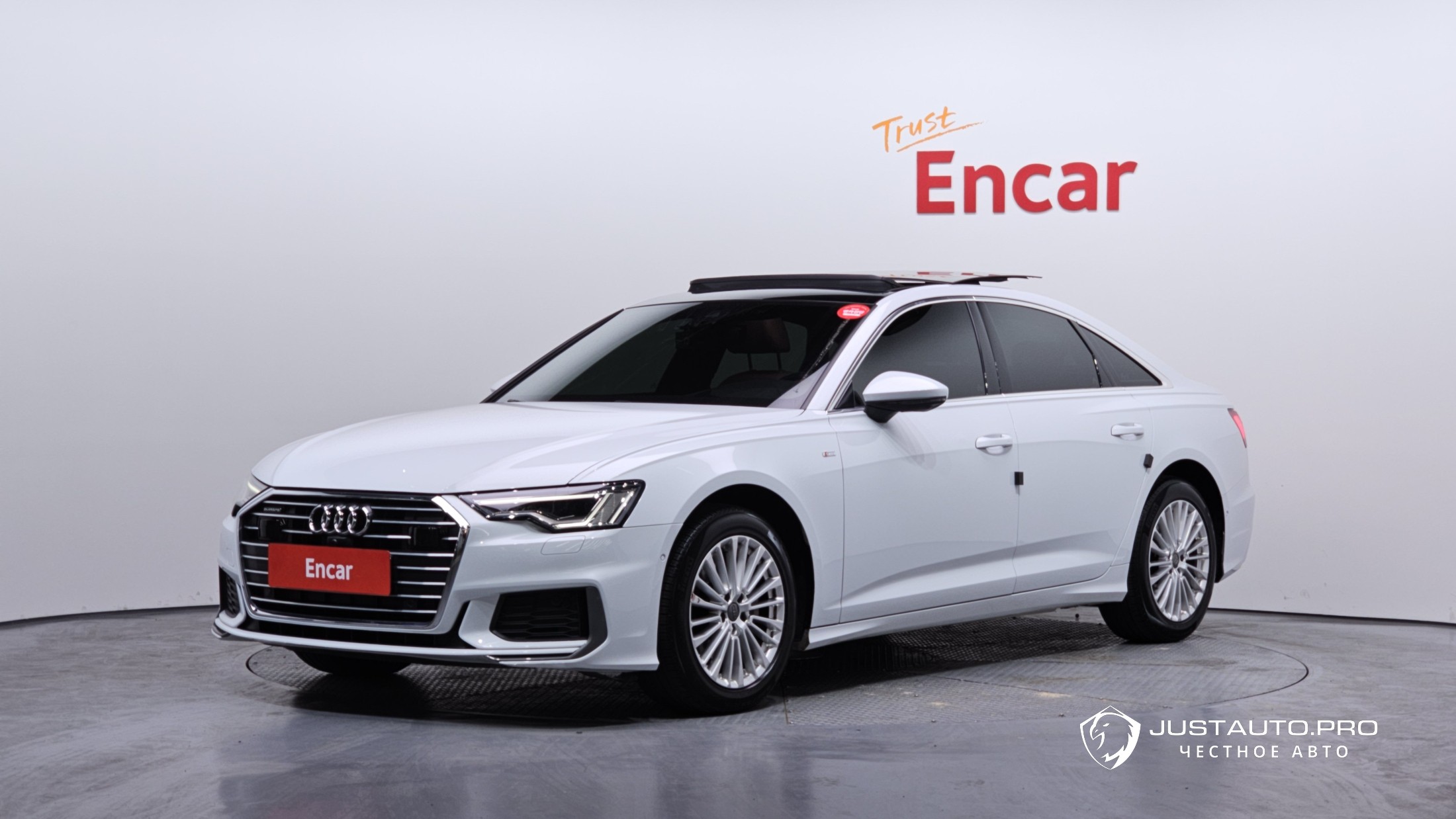 Автомобиль Audi A6