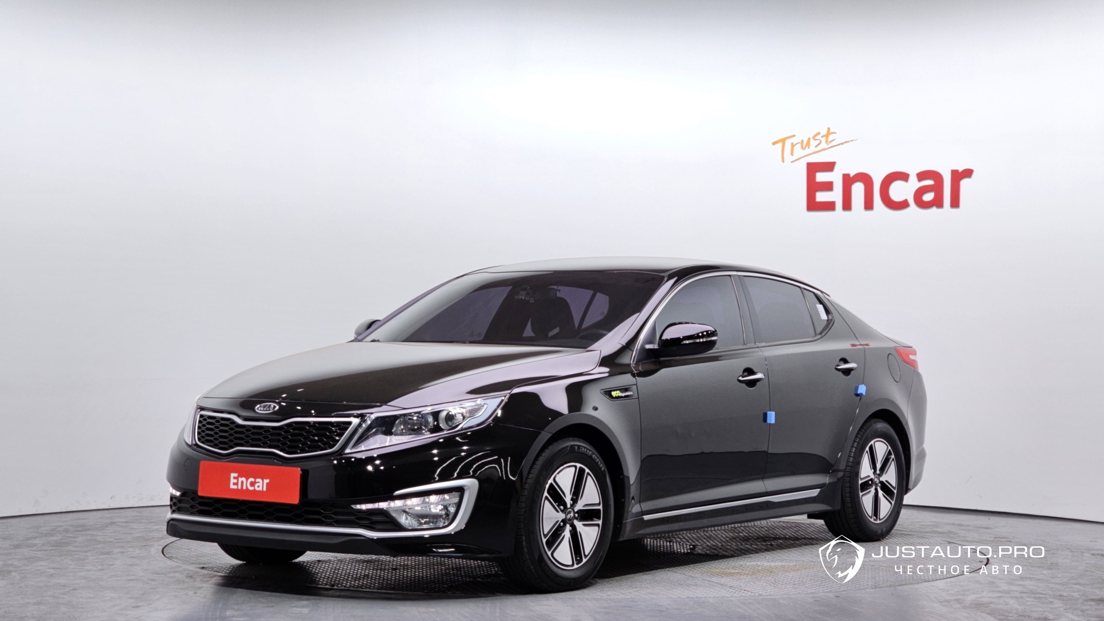 Автомобиль Kia K5