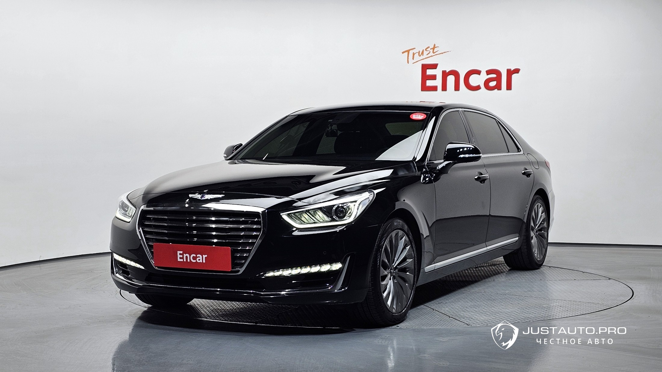 Автомобиль Genesis EQ900