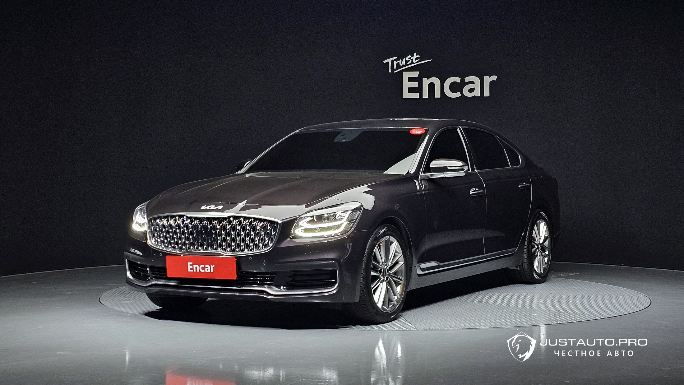 Автомобиль Kia K9