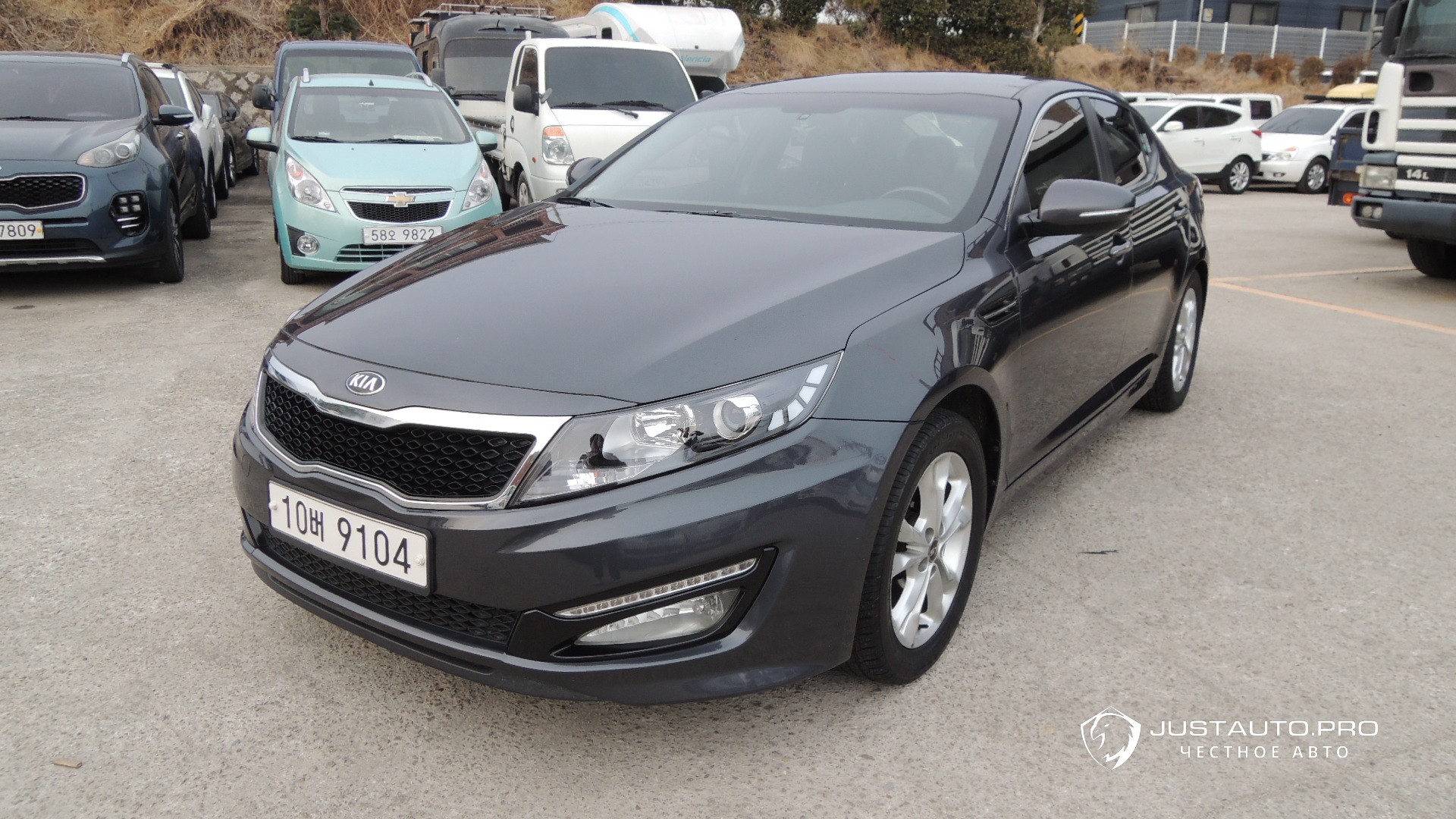 Автомобиль Kia K5