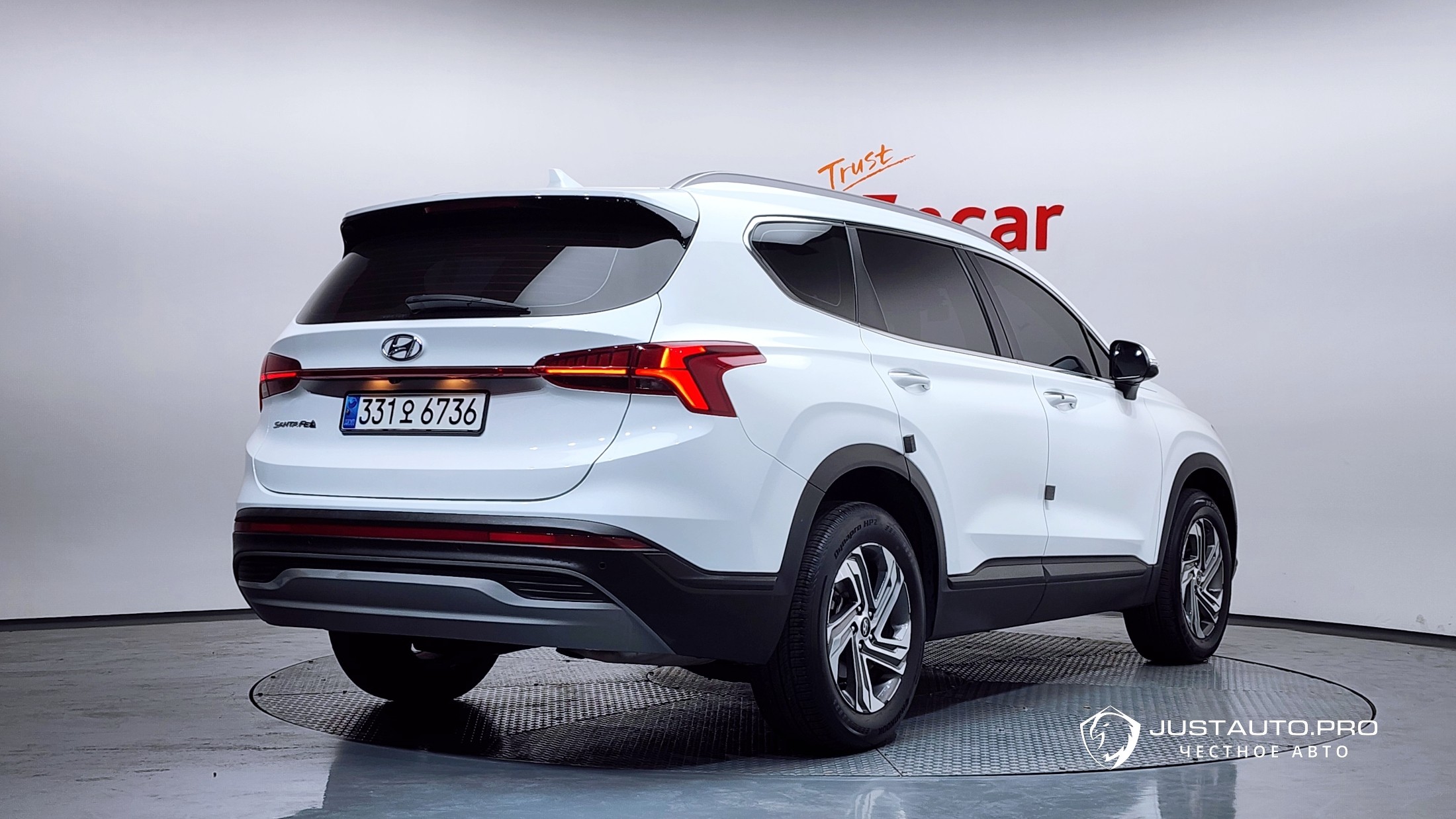 Автомобиль Hyundai Santafe