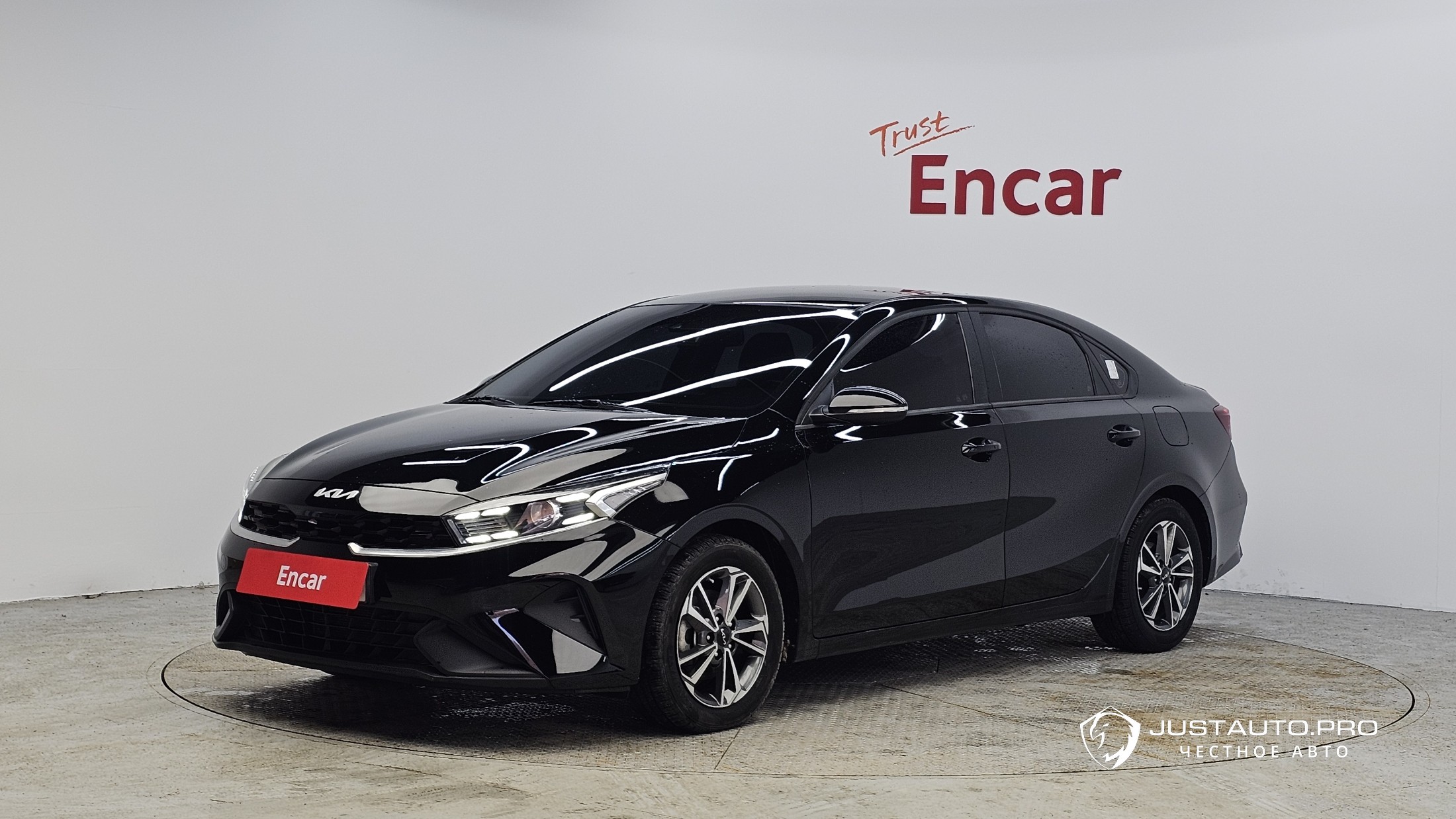 Автомобиль Kia K3