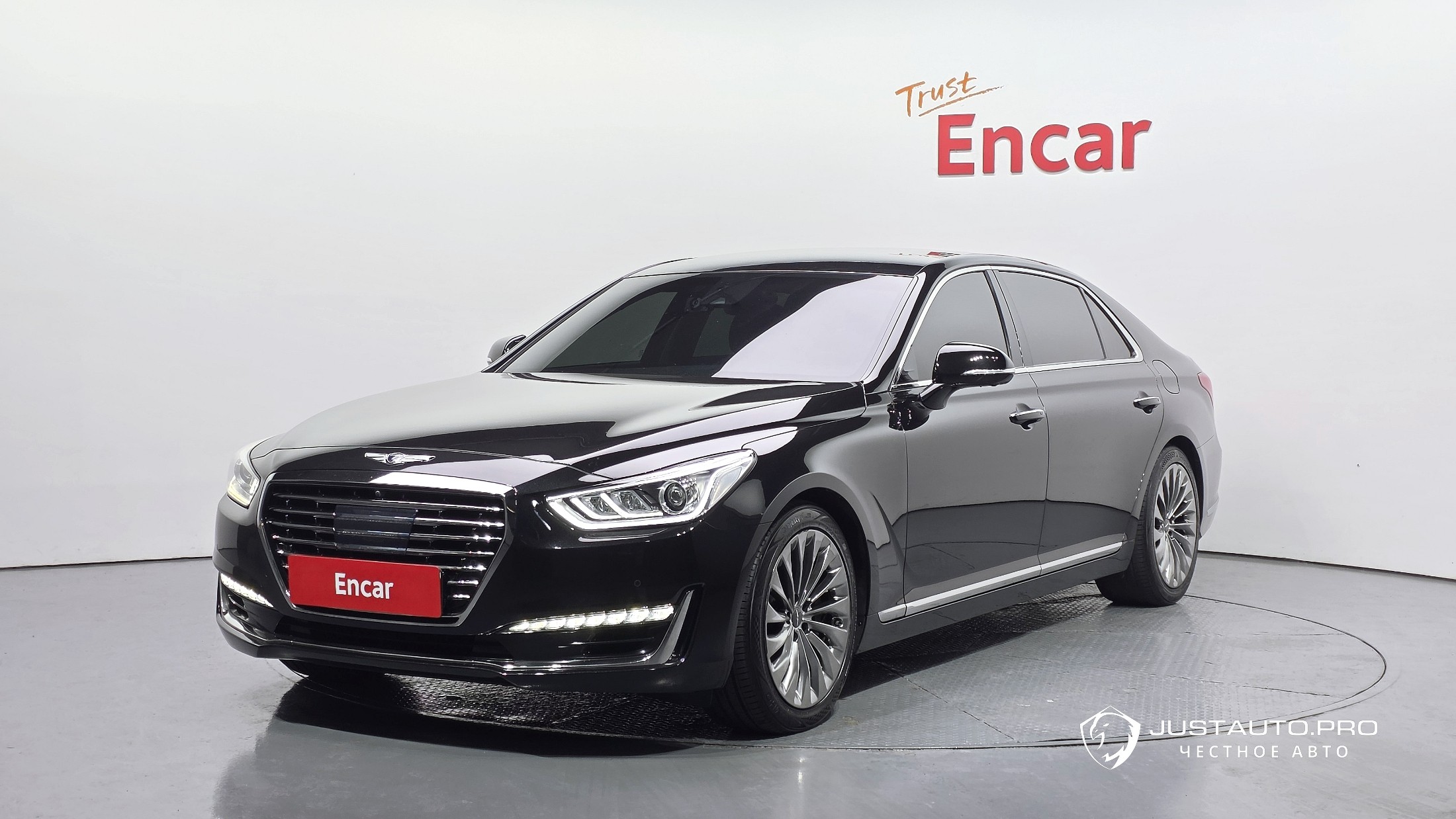 Автомобиль Genesis EQ900