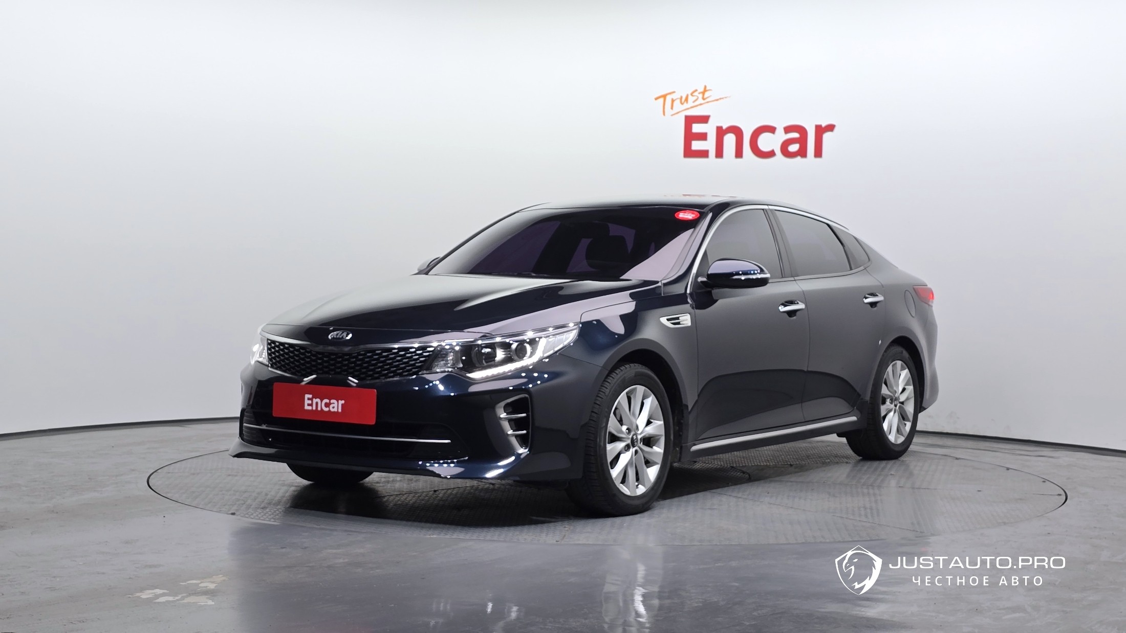 Автомобиль Kia K5