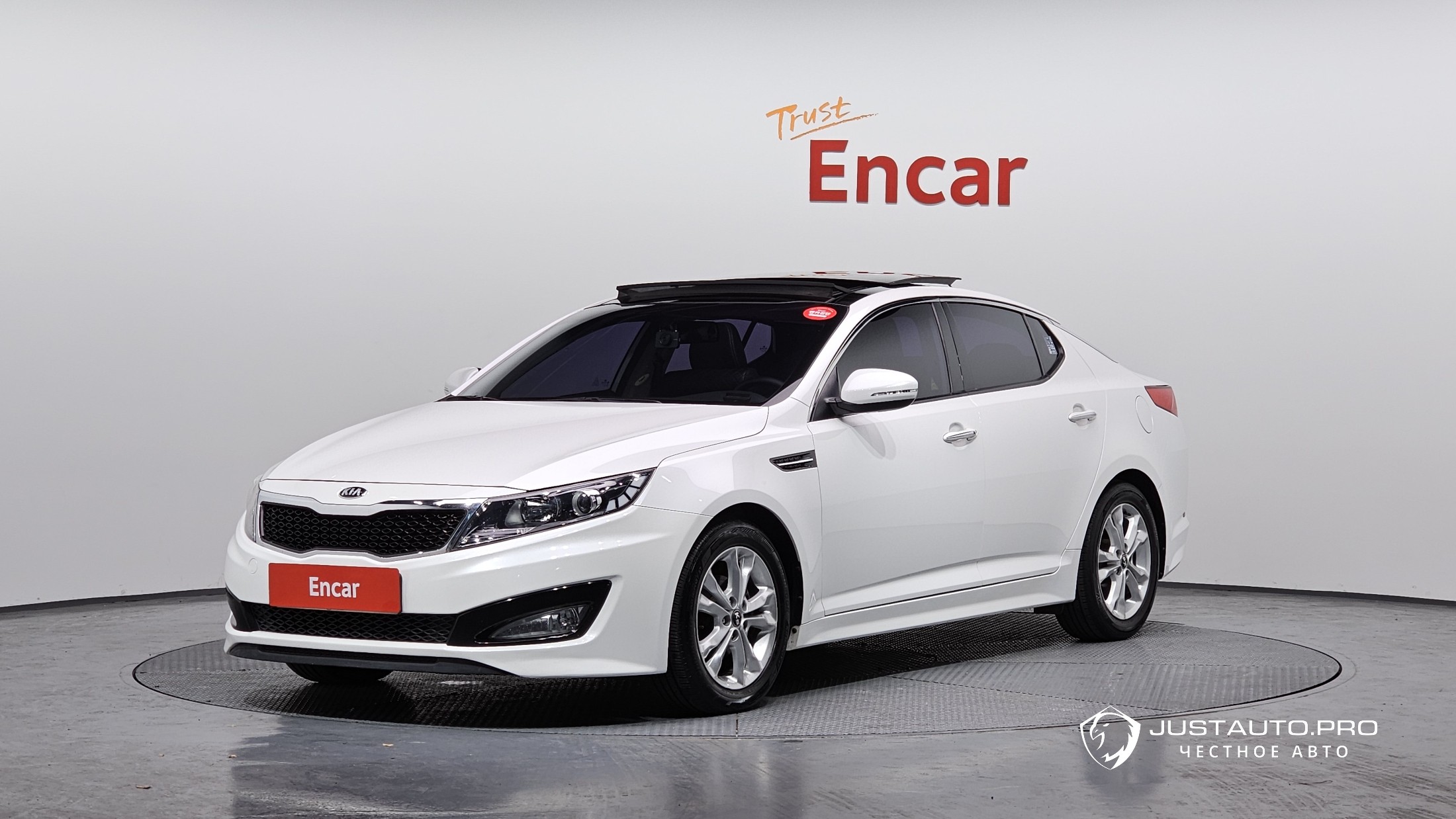Автомобиль Kia K5
