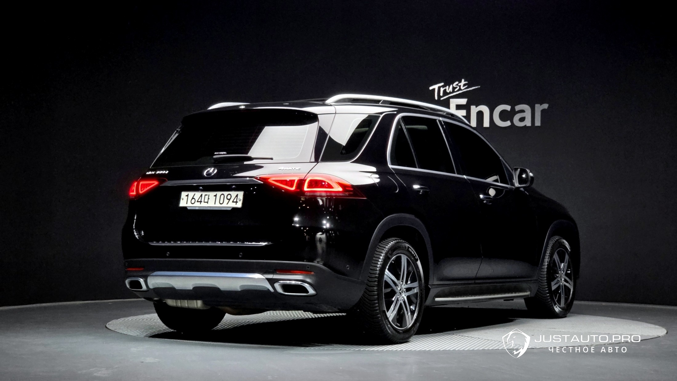 Автомобиль Mercedes-Benz GLE-Class