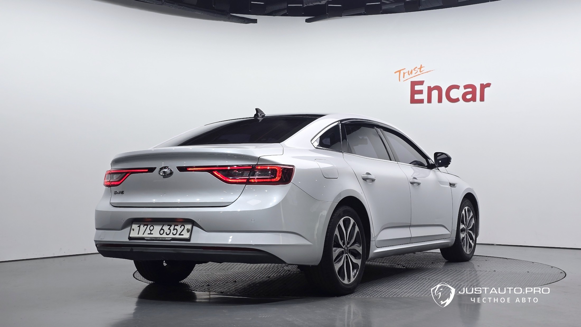 Автомобиль Renault-KoreaSamsung SM6