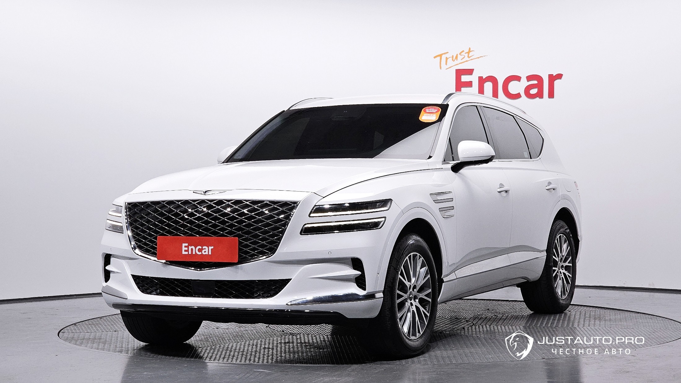 Автомобиль Genesis GV80
